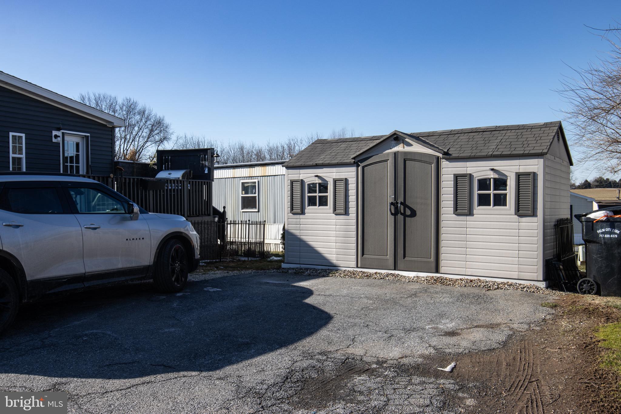 PALM CITY PARK - Residential