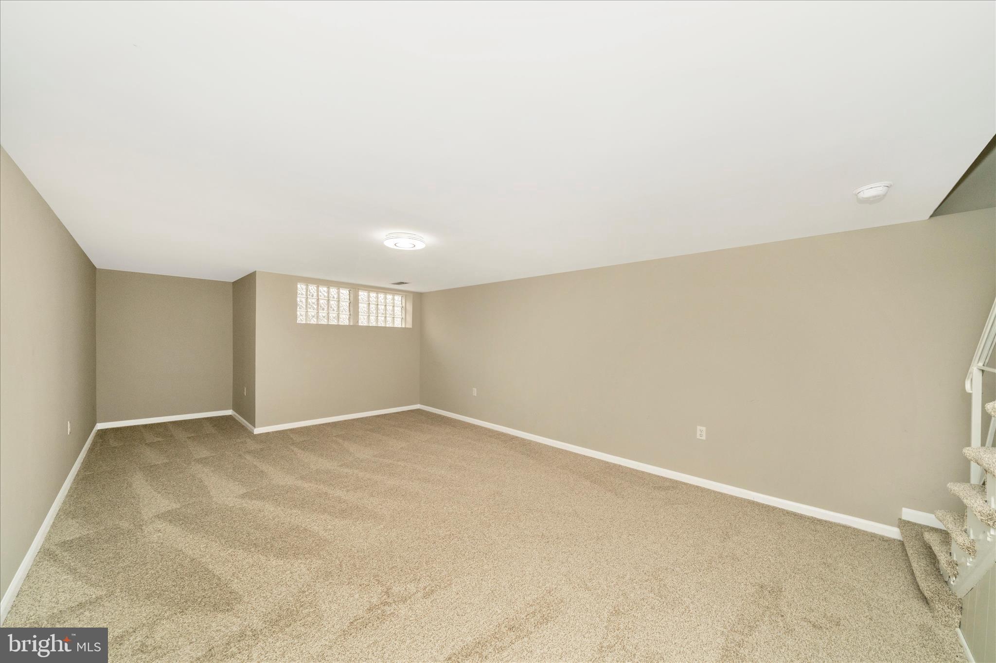 GLENMONT - Residential