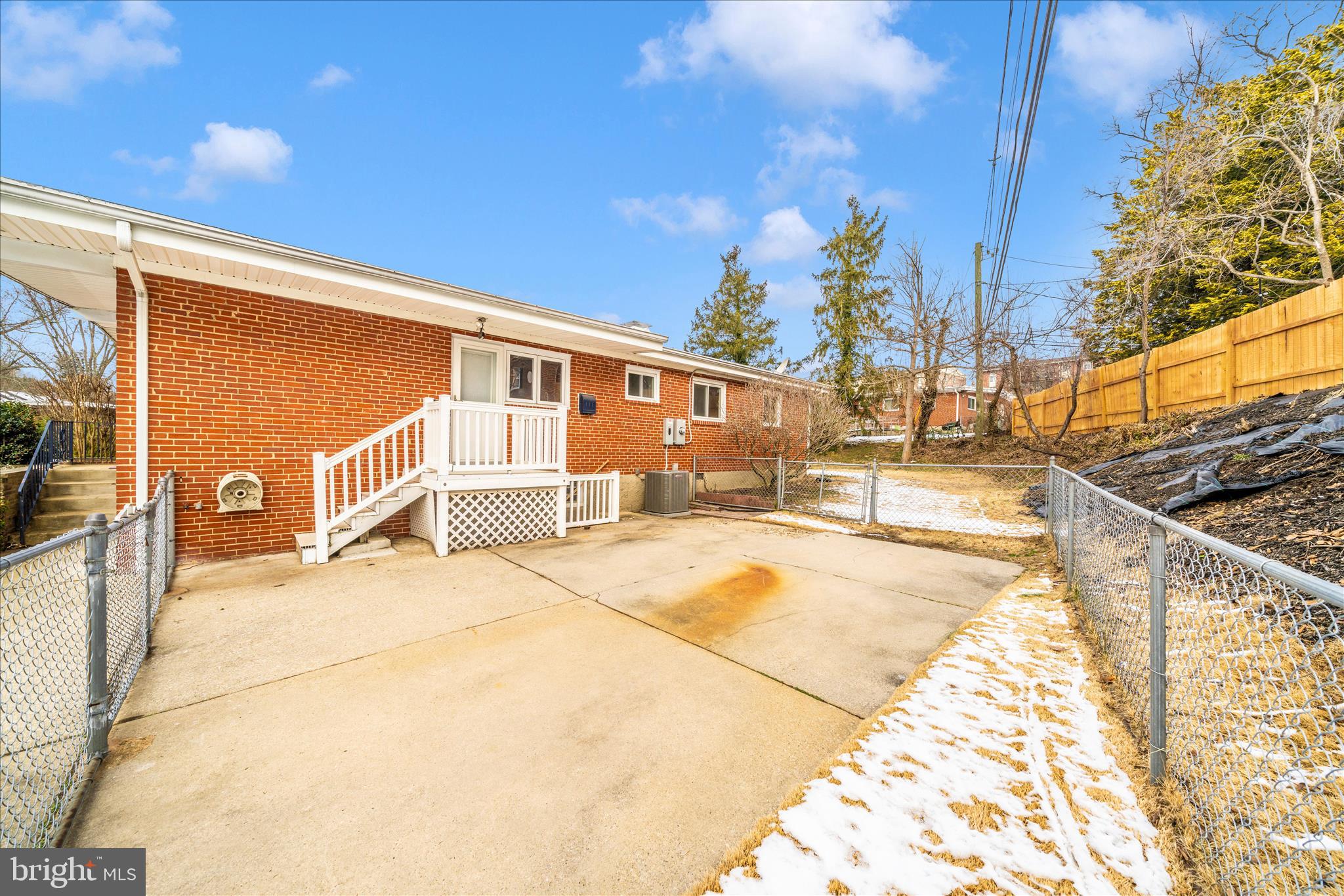 GLENMONT - Residential