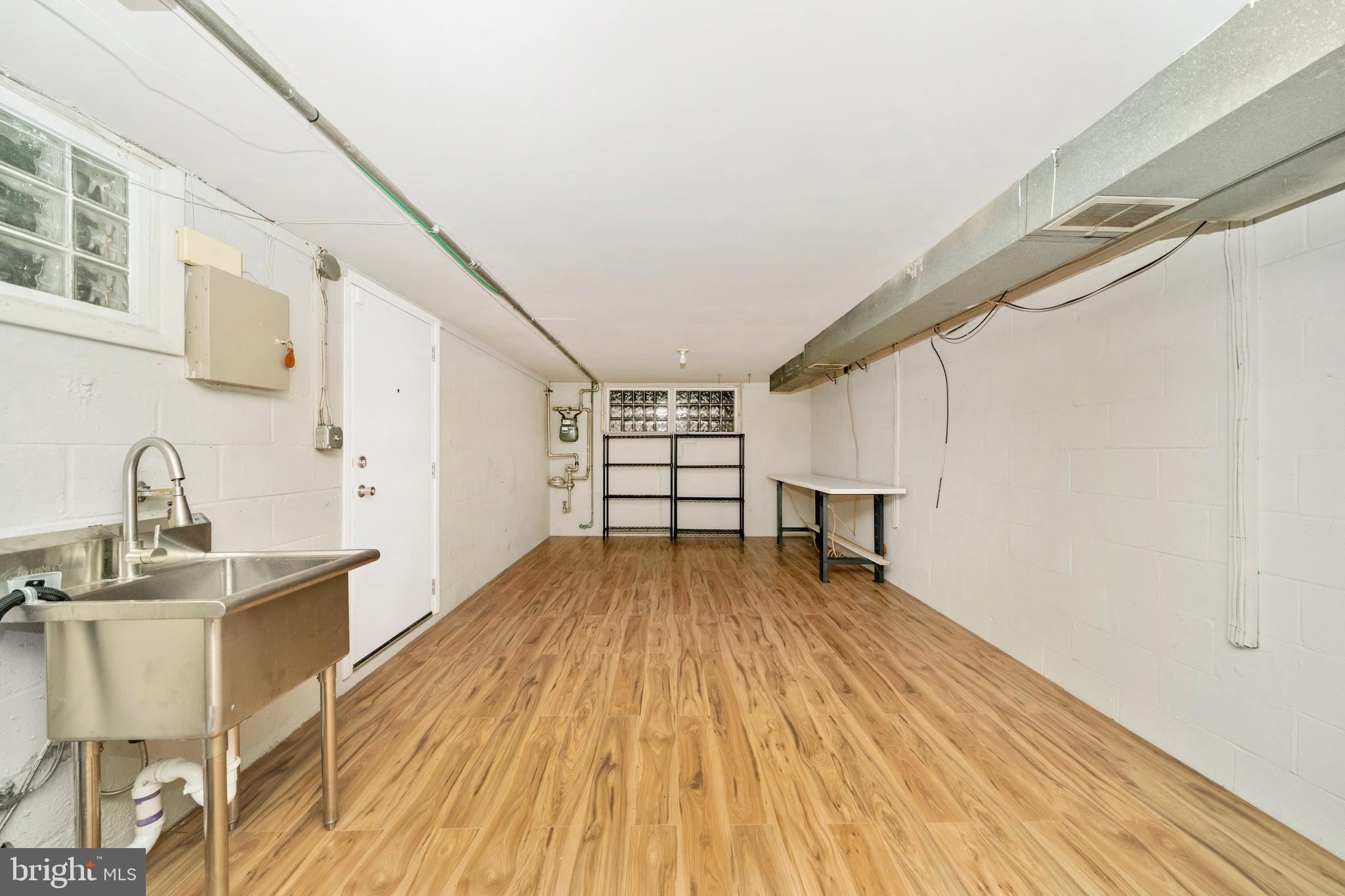 GLENMONT - Residential