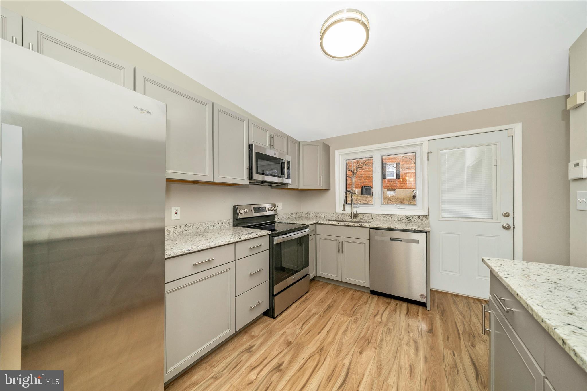 GLENMONT - Residential