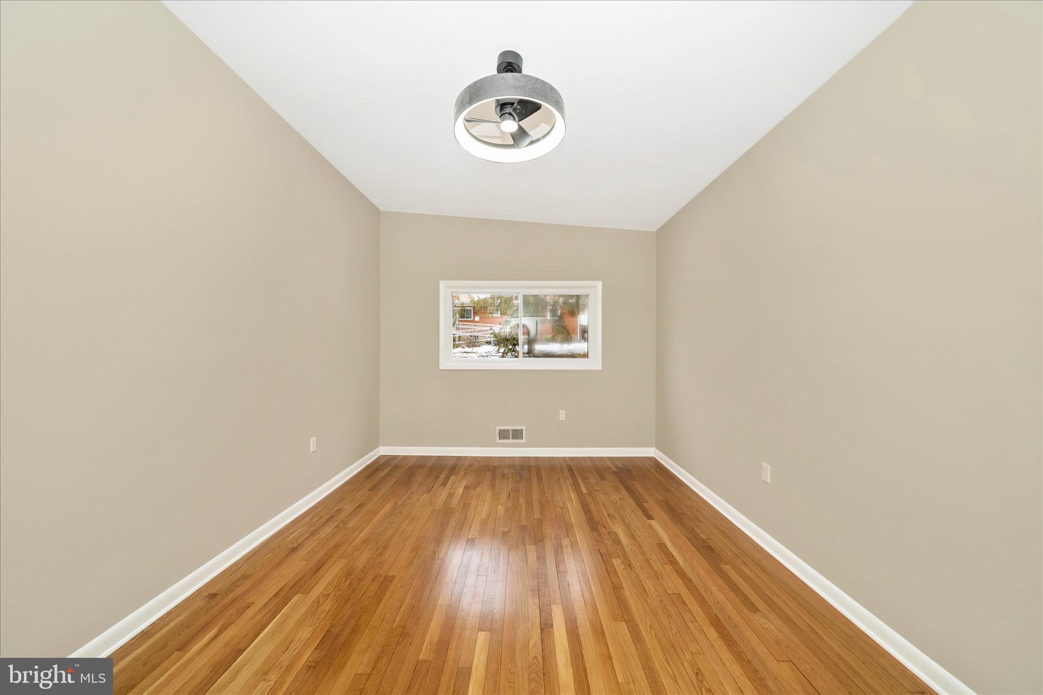 GLENMONT - Residential