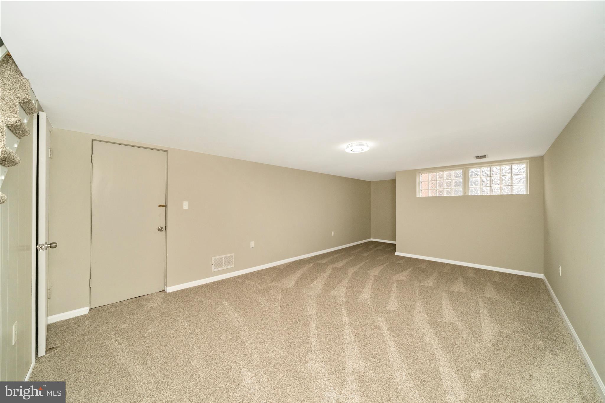 GLENMONT - Residential