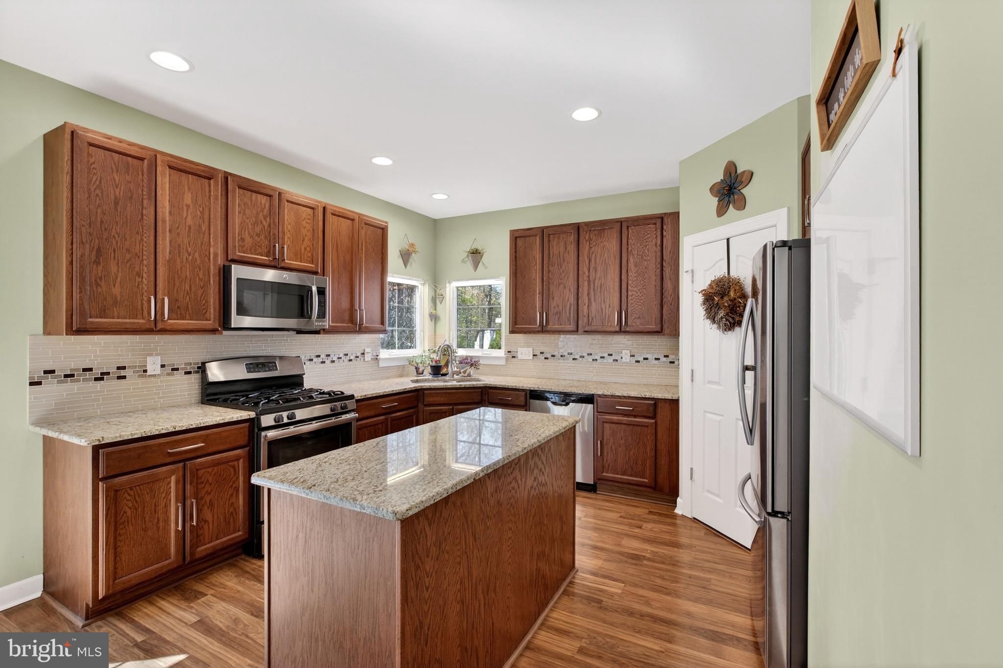 WILLOW OAK FARMS - Residential