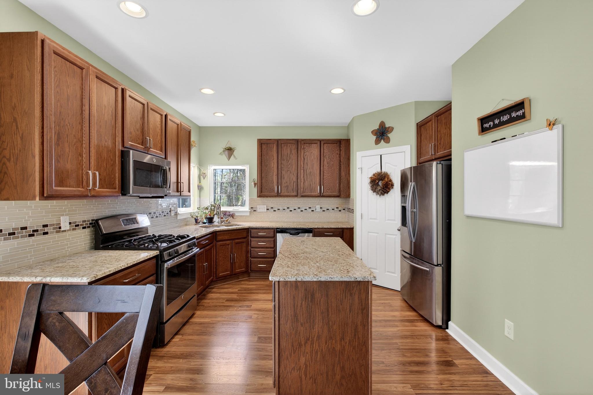 WILLOW OAK FARMS - Residential