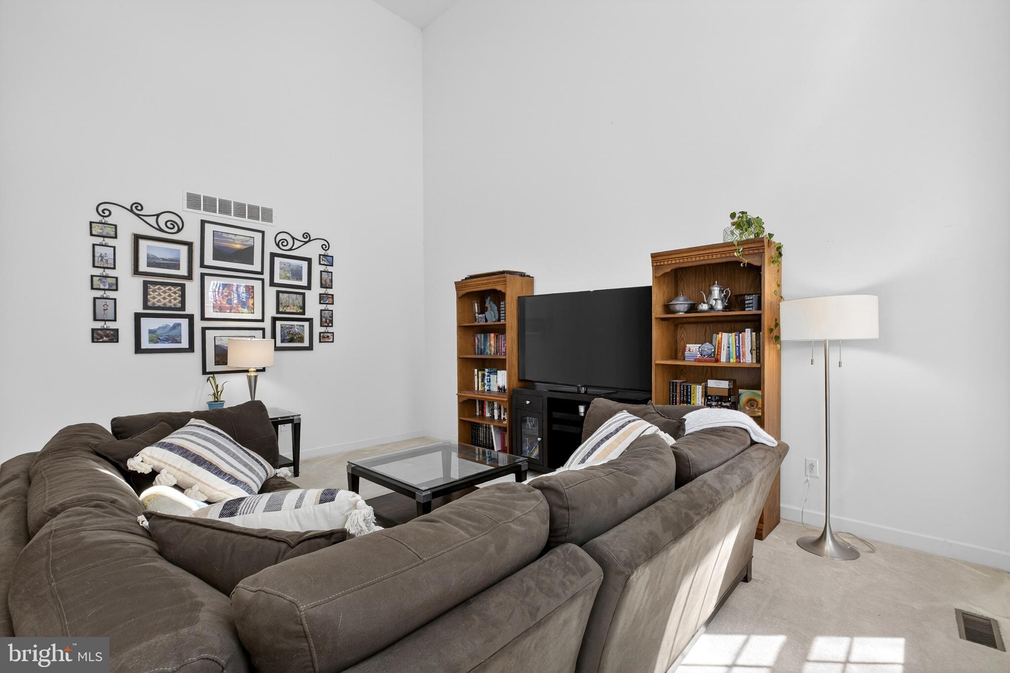 WILLOW OAK FARMS - Residential