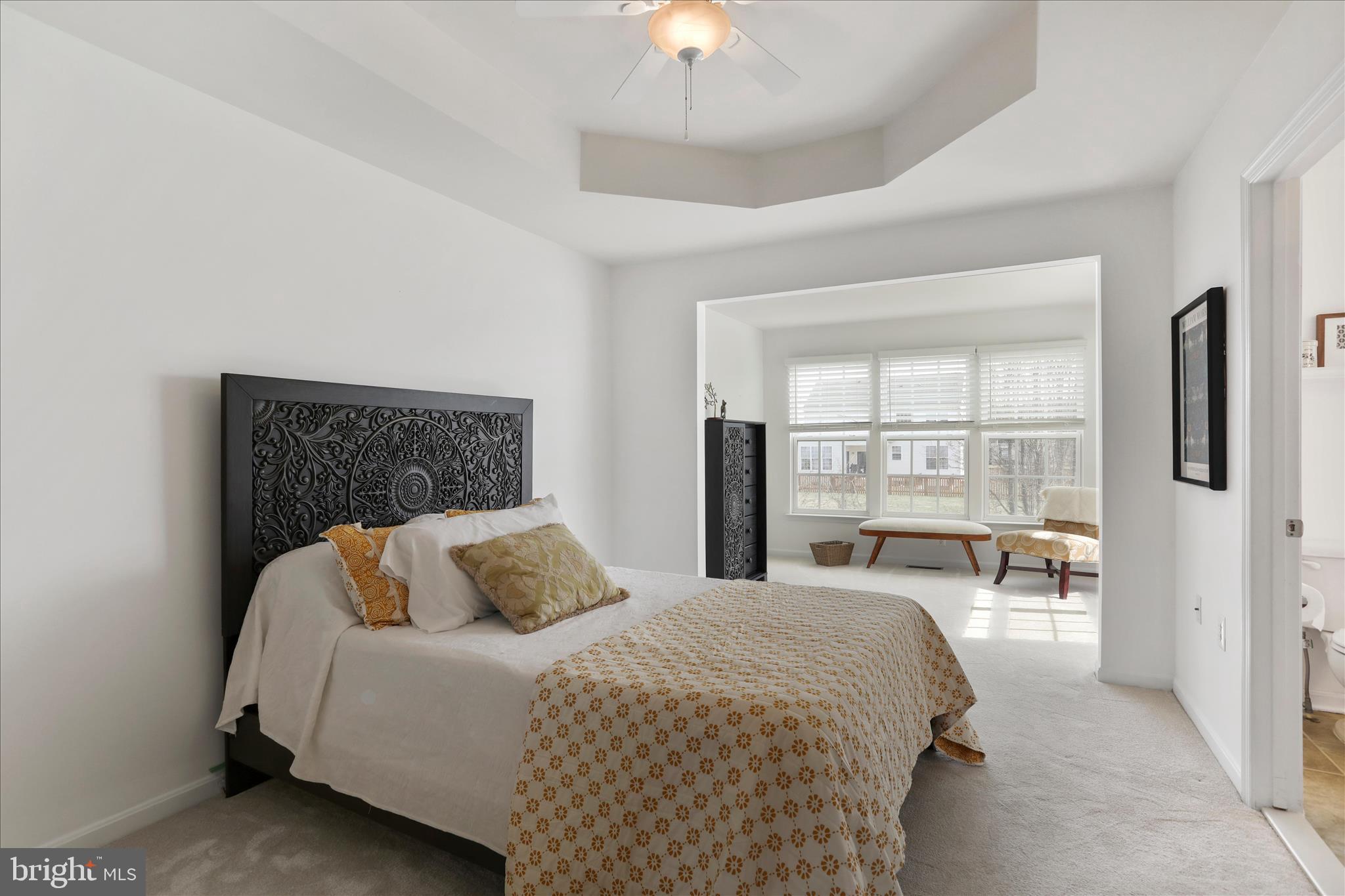 COLONIAL HILLS - Residential