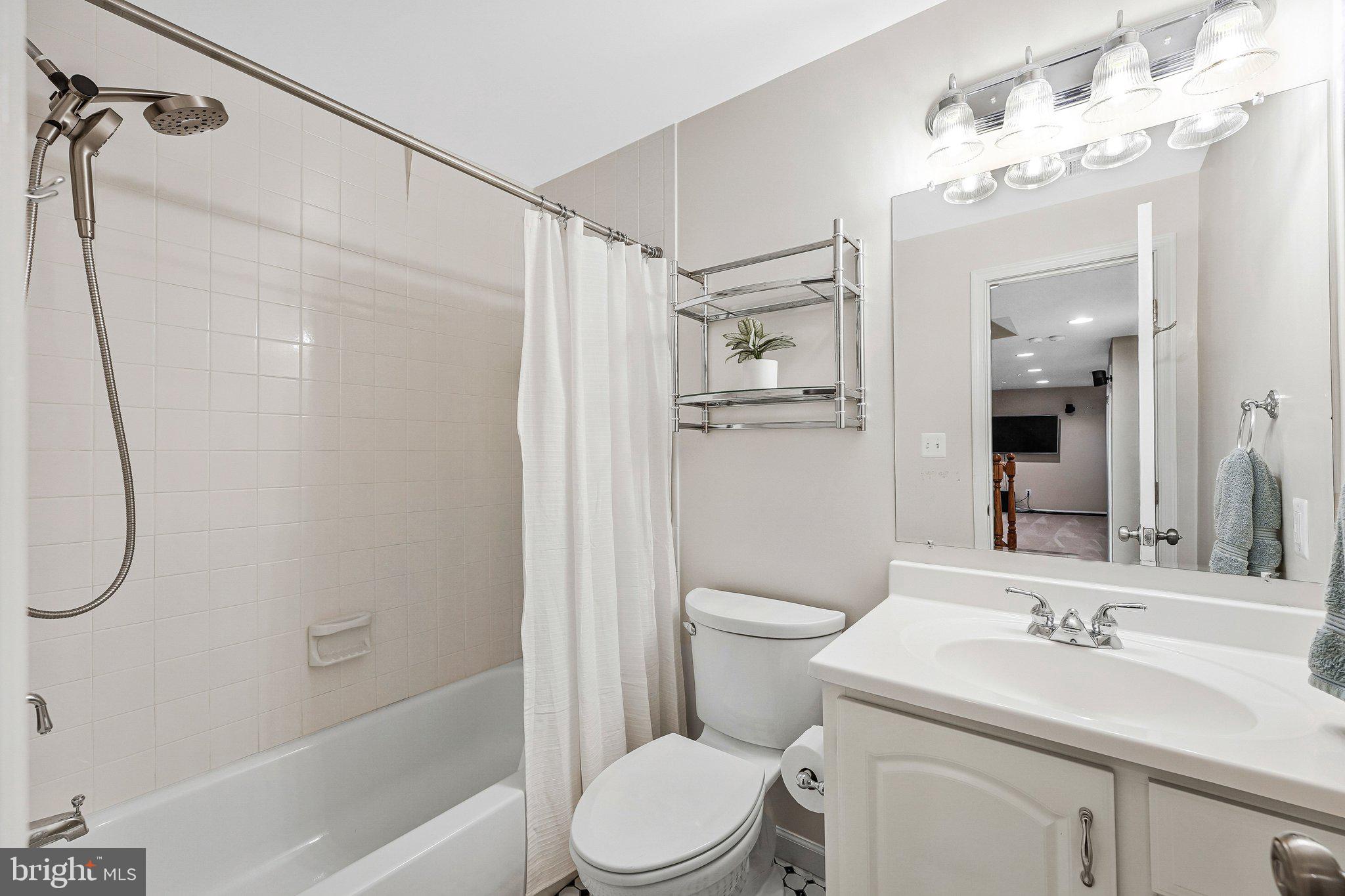 BURKE CENTRE CONSERVANCY - Residential