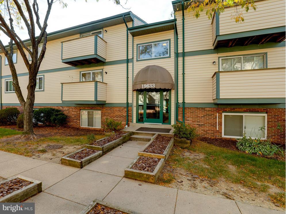 GREENFIELD COMMONS - Residential