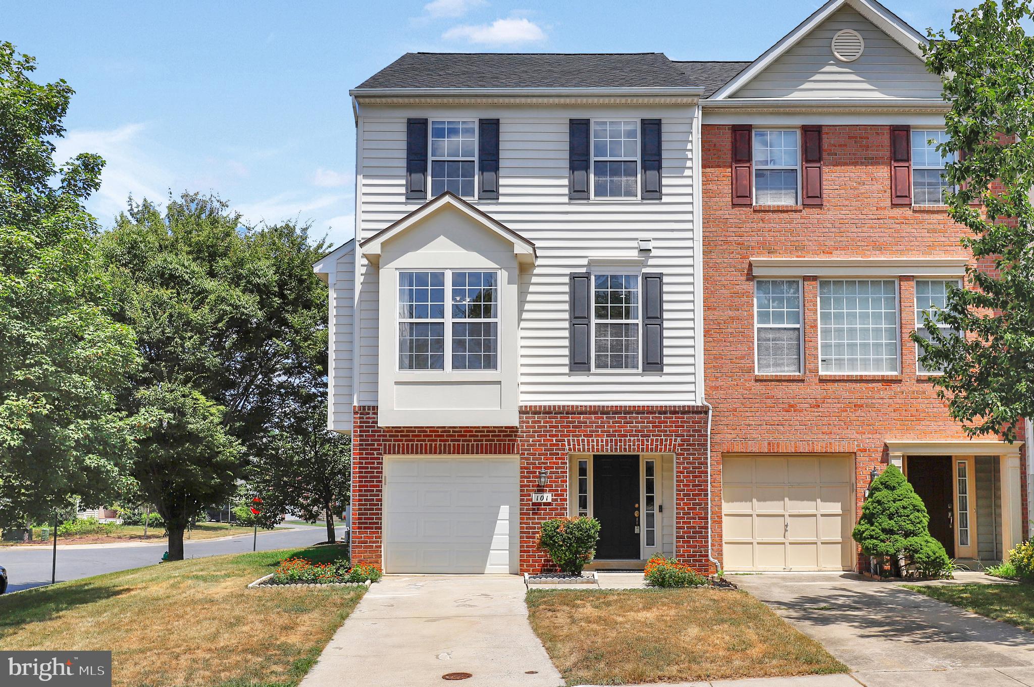 Move-In Ready End-Unit Townhome!
This beautiful 4-bedroom end-unit townhouse is ready for its new owners! Enjoy a spacious primary bedroom with a full bath featuring a relaxing Jacuzzi tub, an inviting eat-in kitchen with granite countertops and stainless steel appliances, and gleaming hardwood floors on the main level. All baths are upgraded with new tiles. The home is filled with natural light and thoughtfully designed for comfort and convenience. Cozy up by the fireplace or take advantage of the one-car garage with an EV outlet — perfect for modern living. A brand-new roof with a 10-year warranty adds peace of mind. Don’t miss the chance to call this move-in ready gem your own!