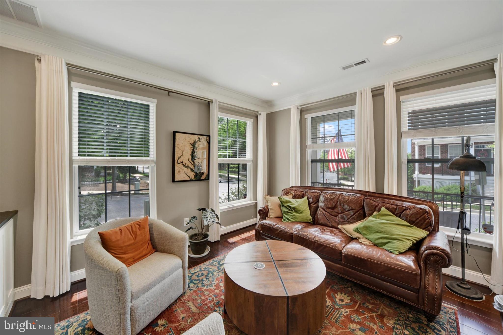 200 MERIDIAN LANE