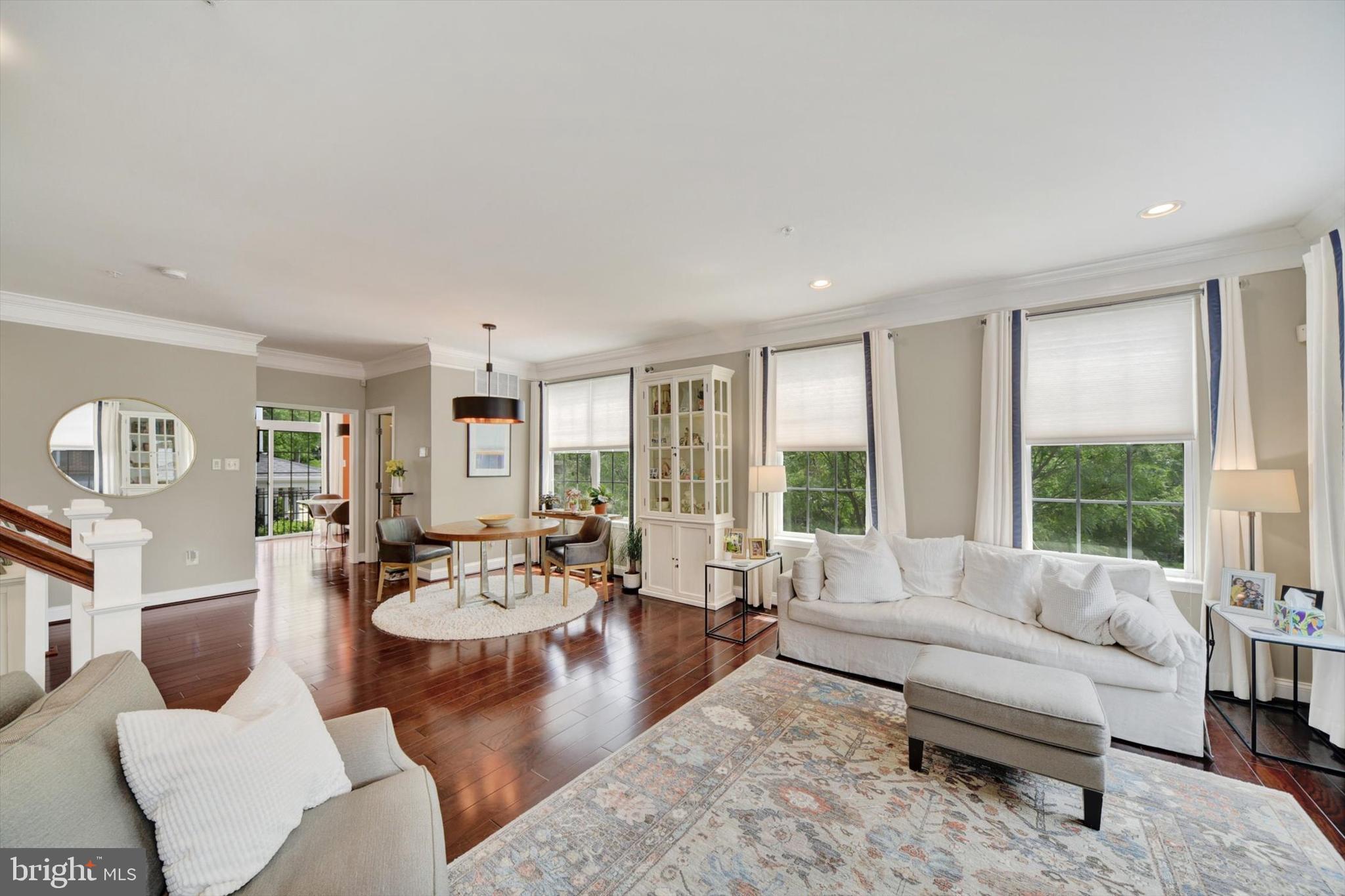 200 MERIDIAN LANE