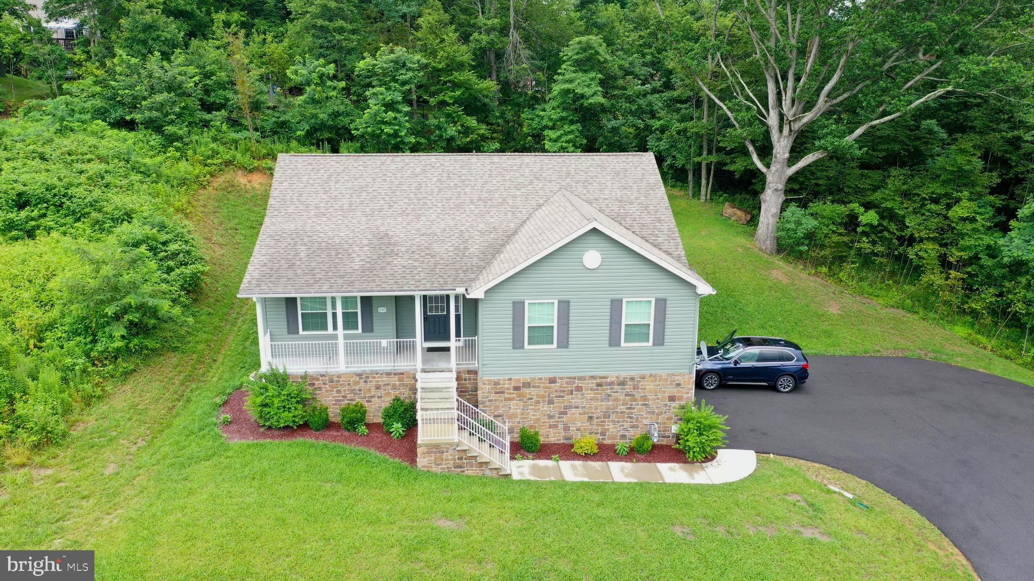 SAND SPRING RUN - Residential