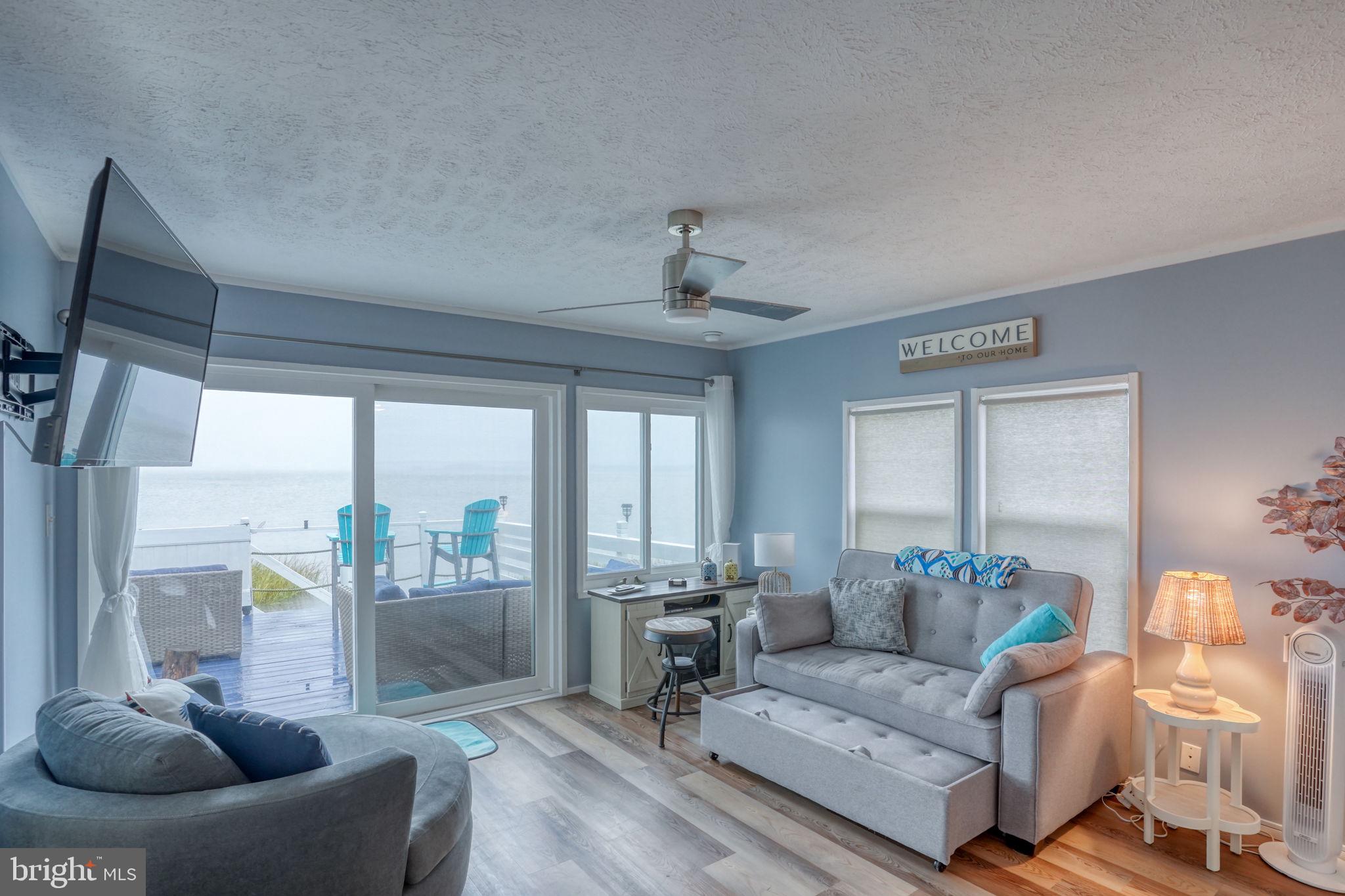 WHITE HOUSE BEACH - Residential