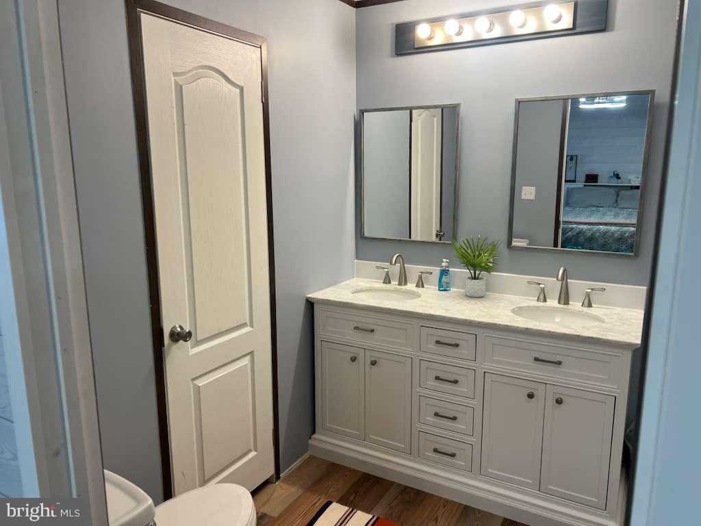 WHITE HOUSE BEACH - Residential