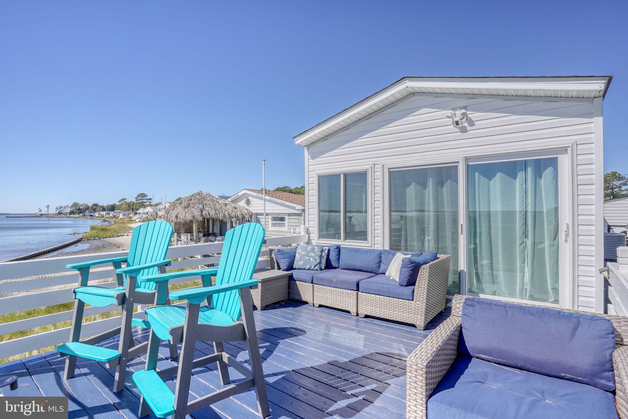 WHITE HOUSE BEACH - Residential