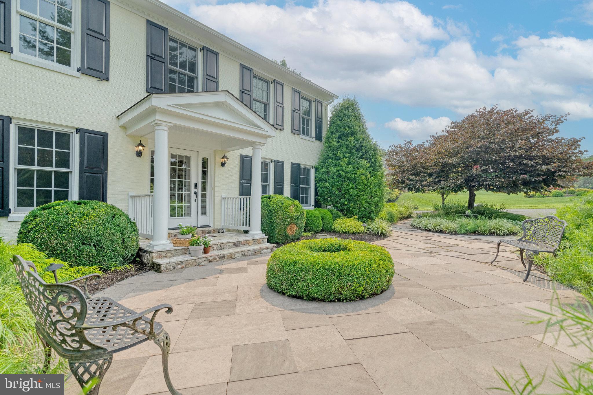 OLD MILL ESTATES - Residential