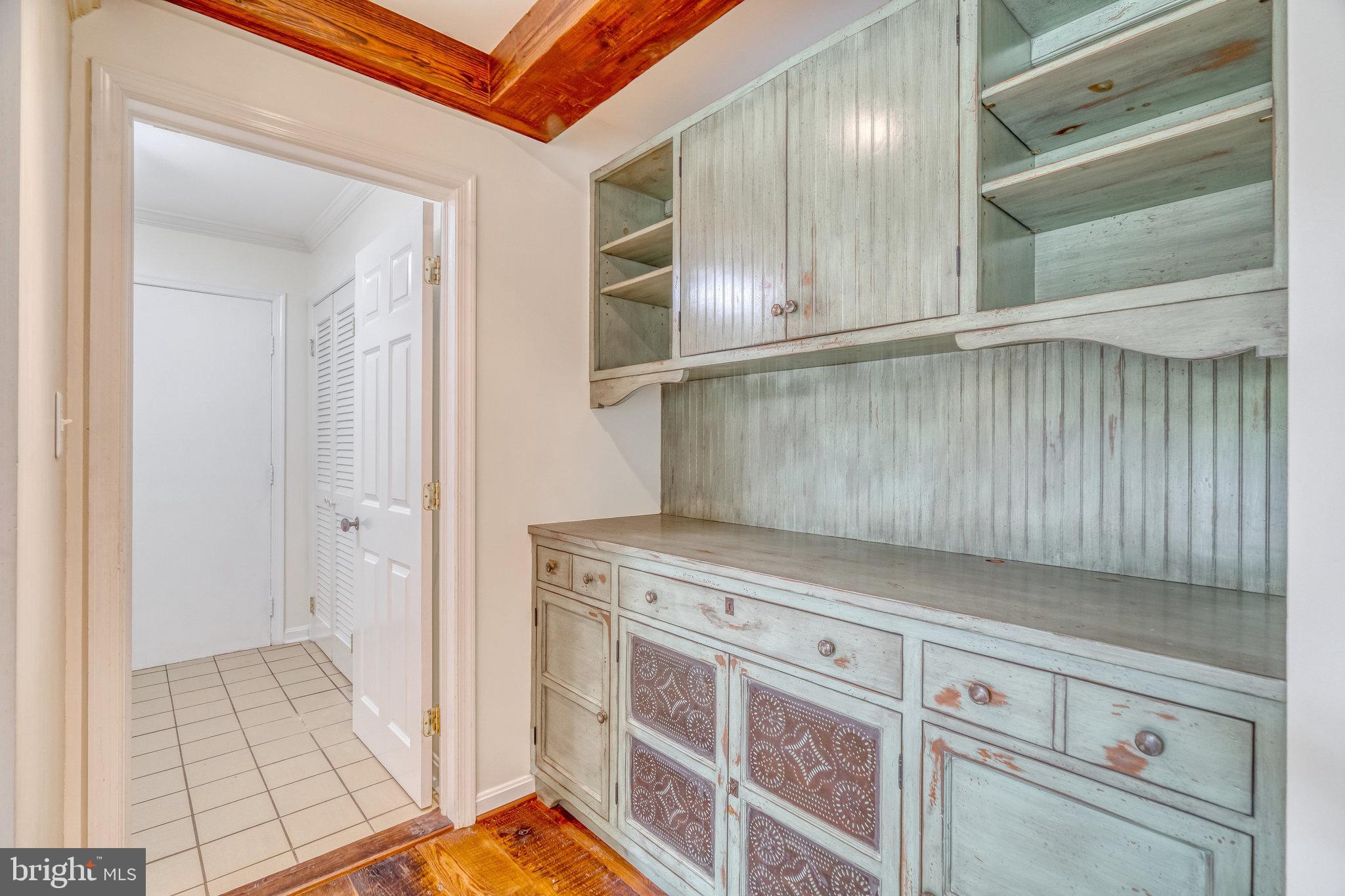 OLD MILL ESTATES - Residential