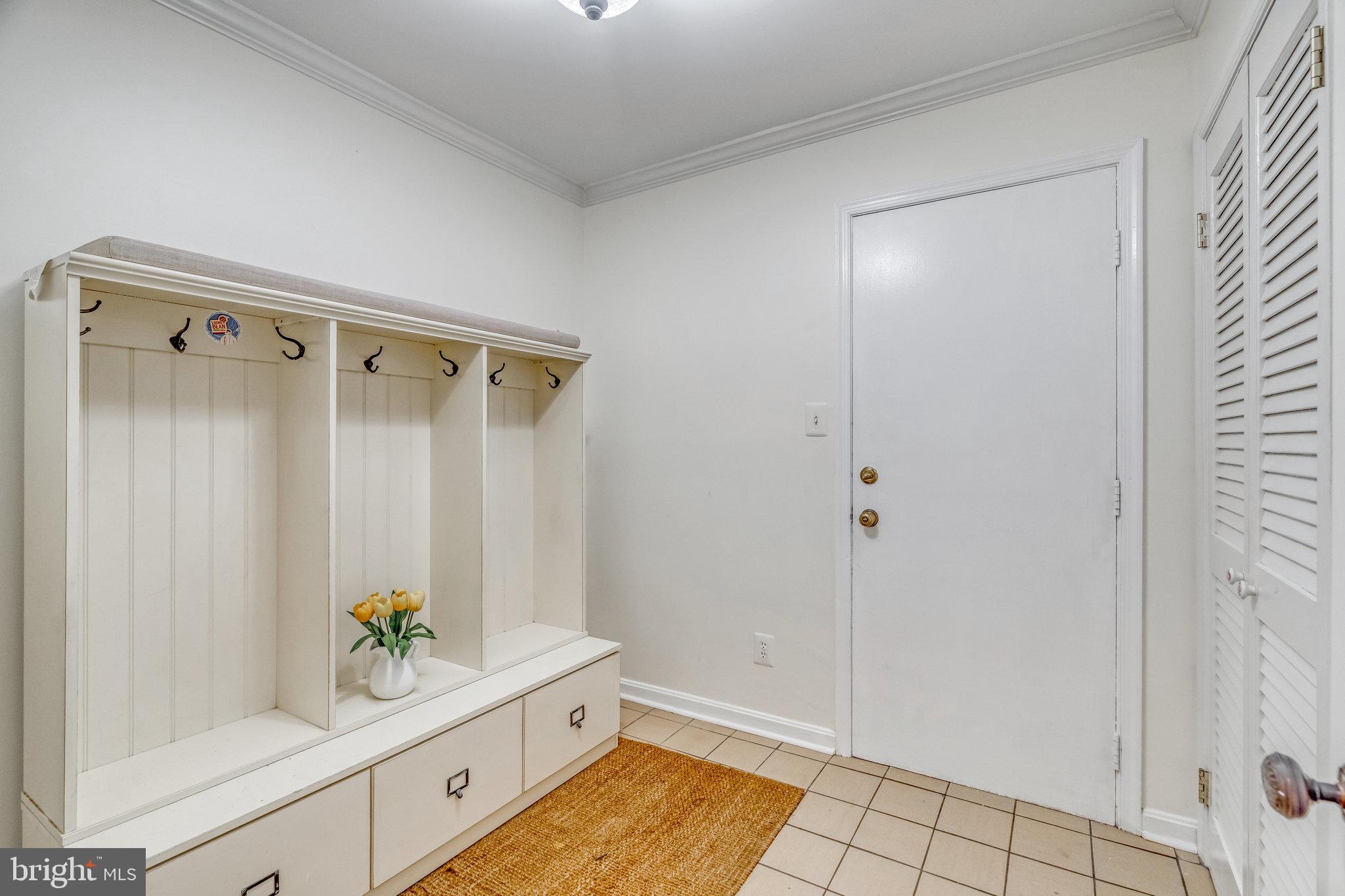 OLD MILL ESTATES - Residential