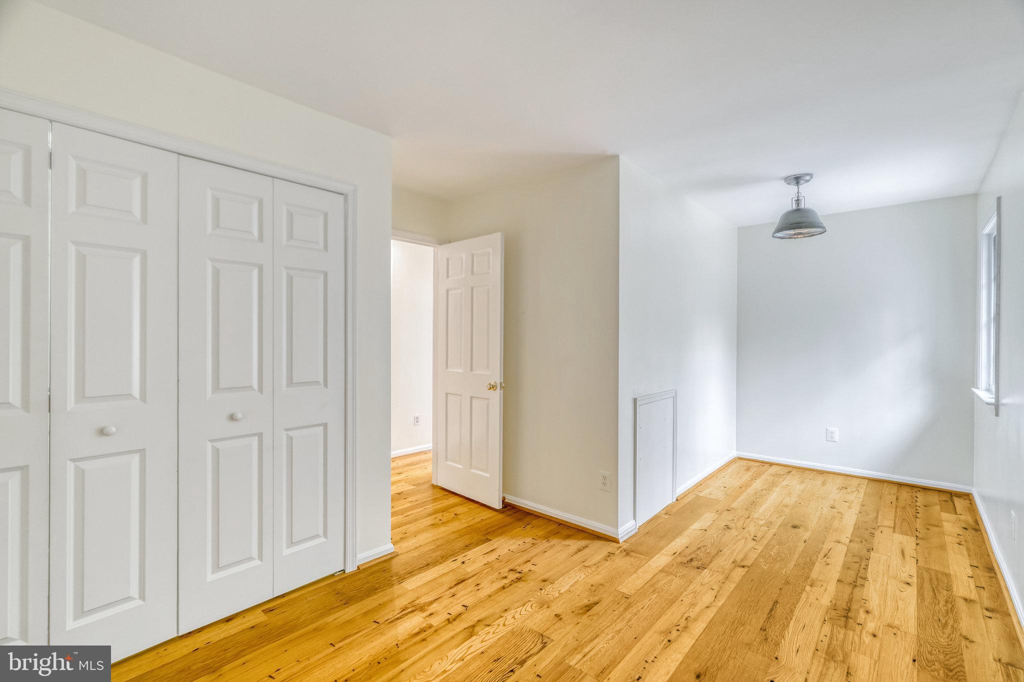 OLD MILL ESTATES - Residential