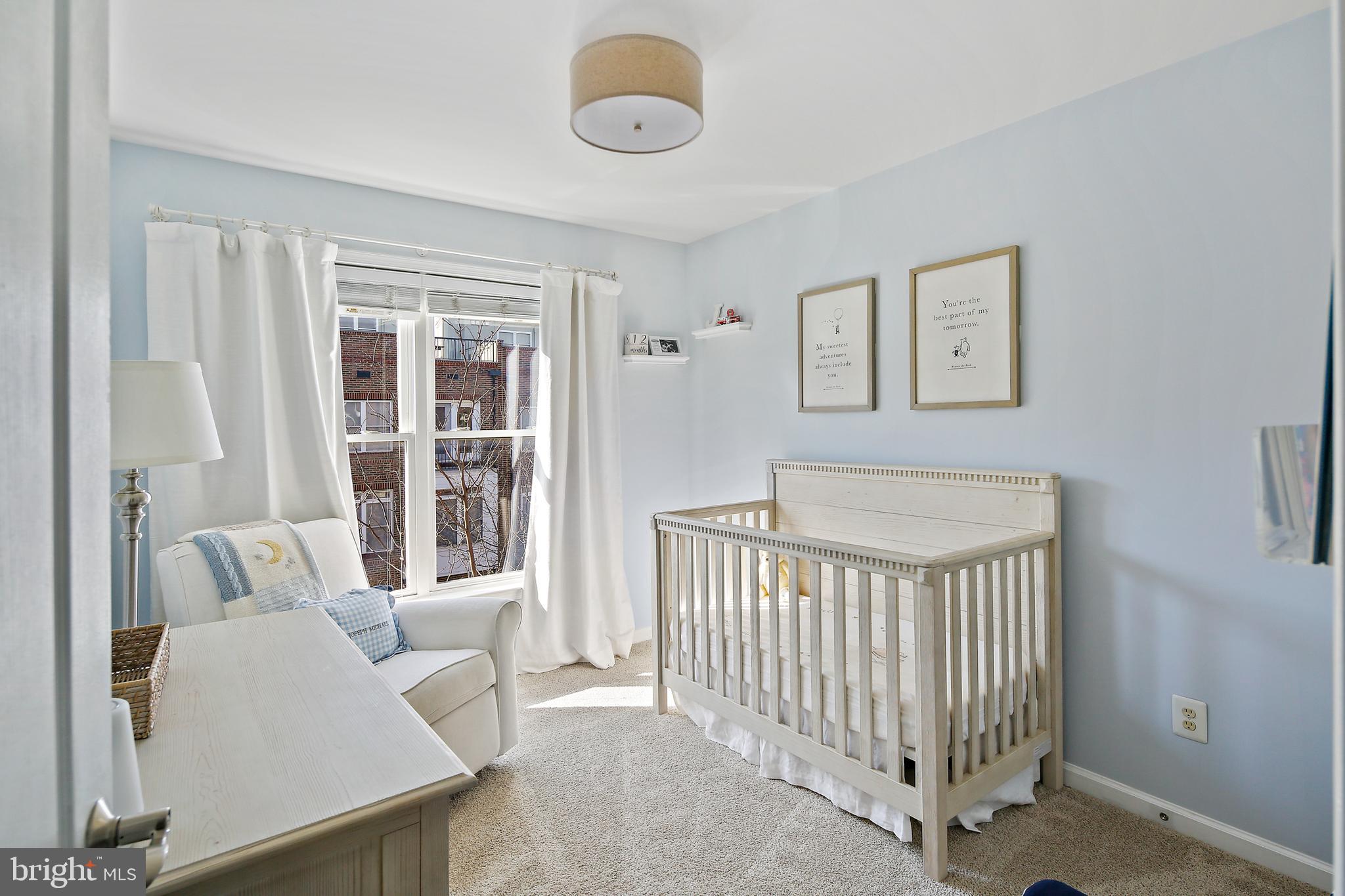 MCHENRY POINTE - Residential