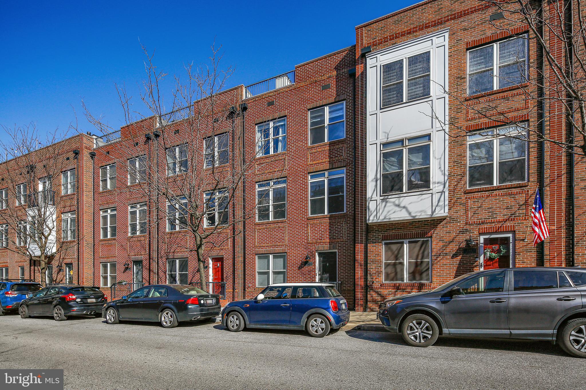 MCHENRY POINTE - Residential