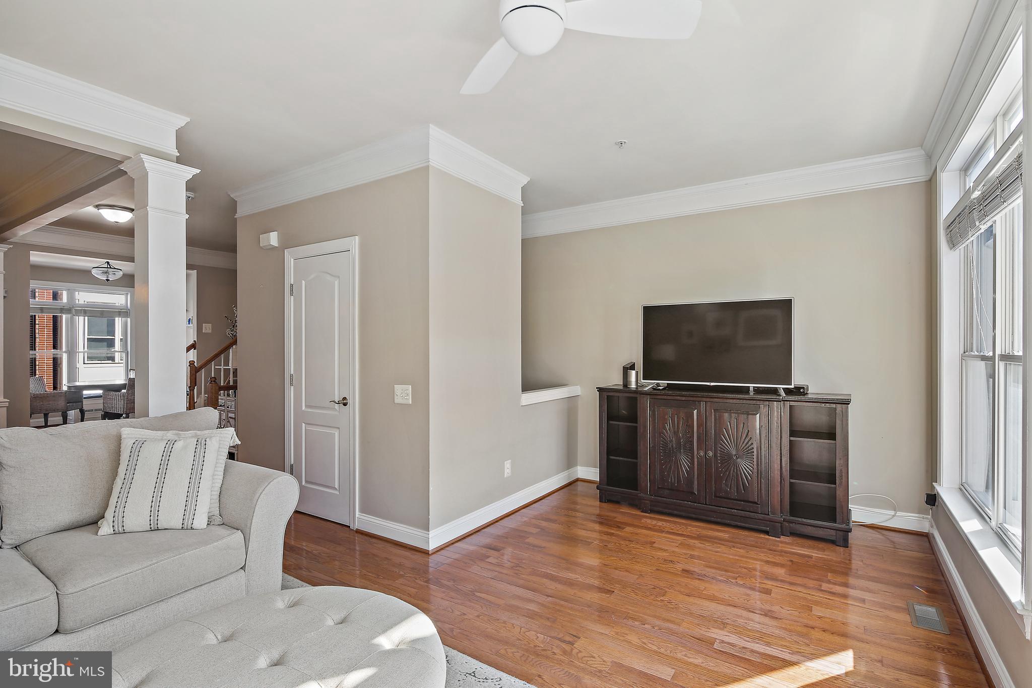 MCHENRY POINTE - Residential