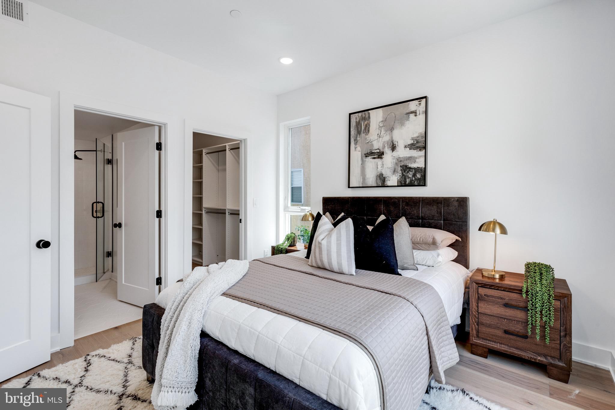 FRANCISVILLE - Residential Lease