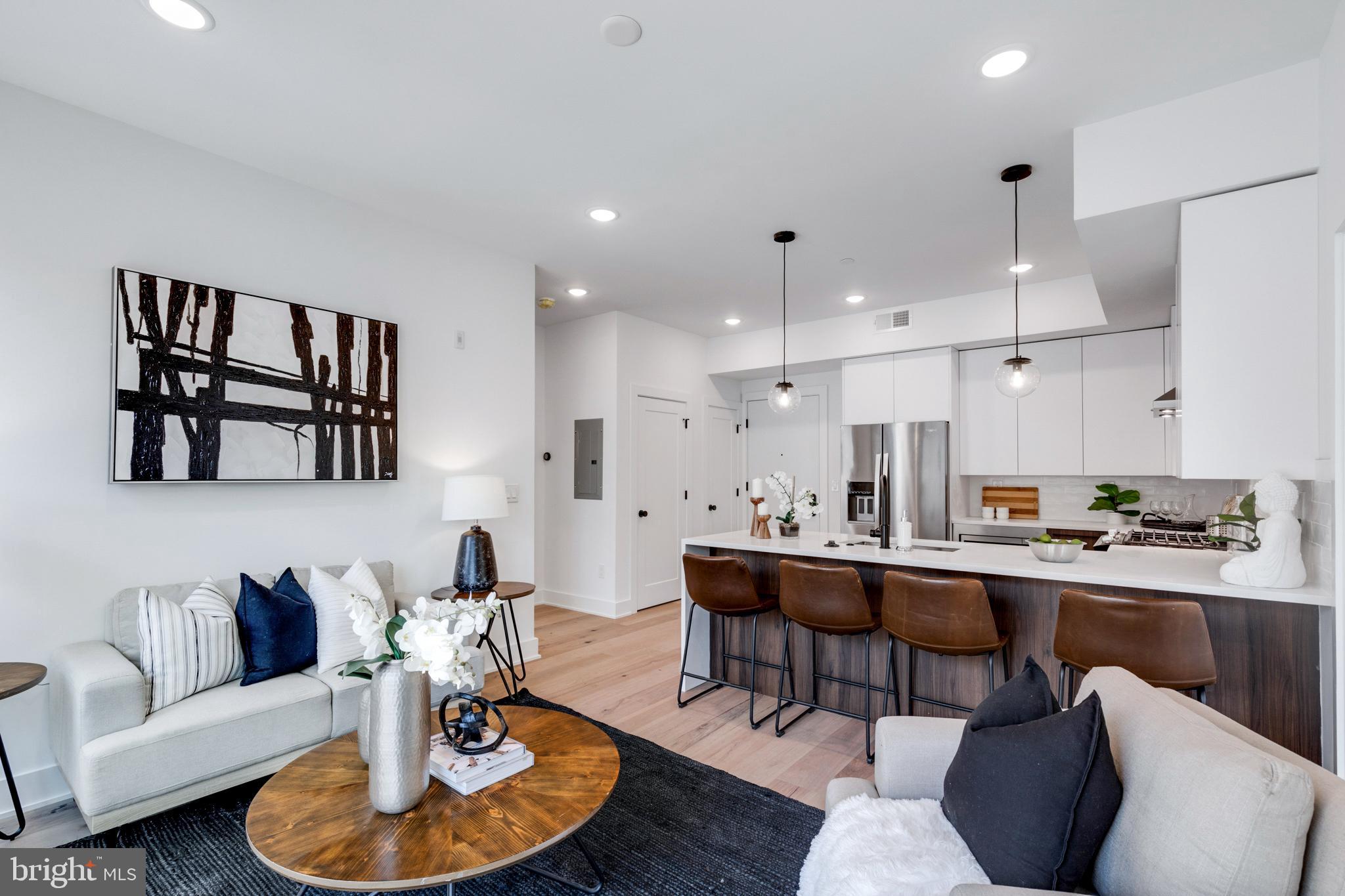 FRANCISVILLE - Residential Lease