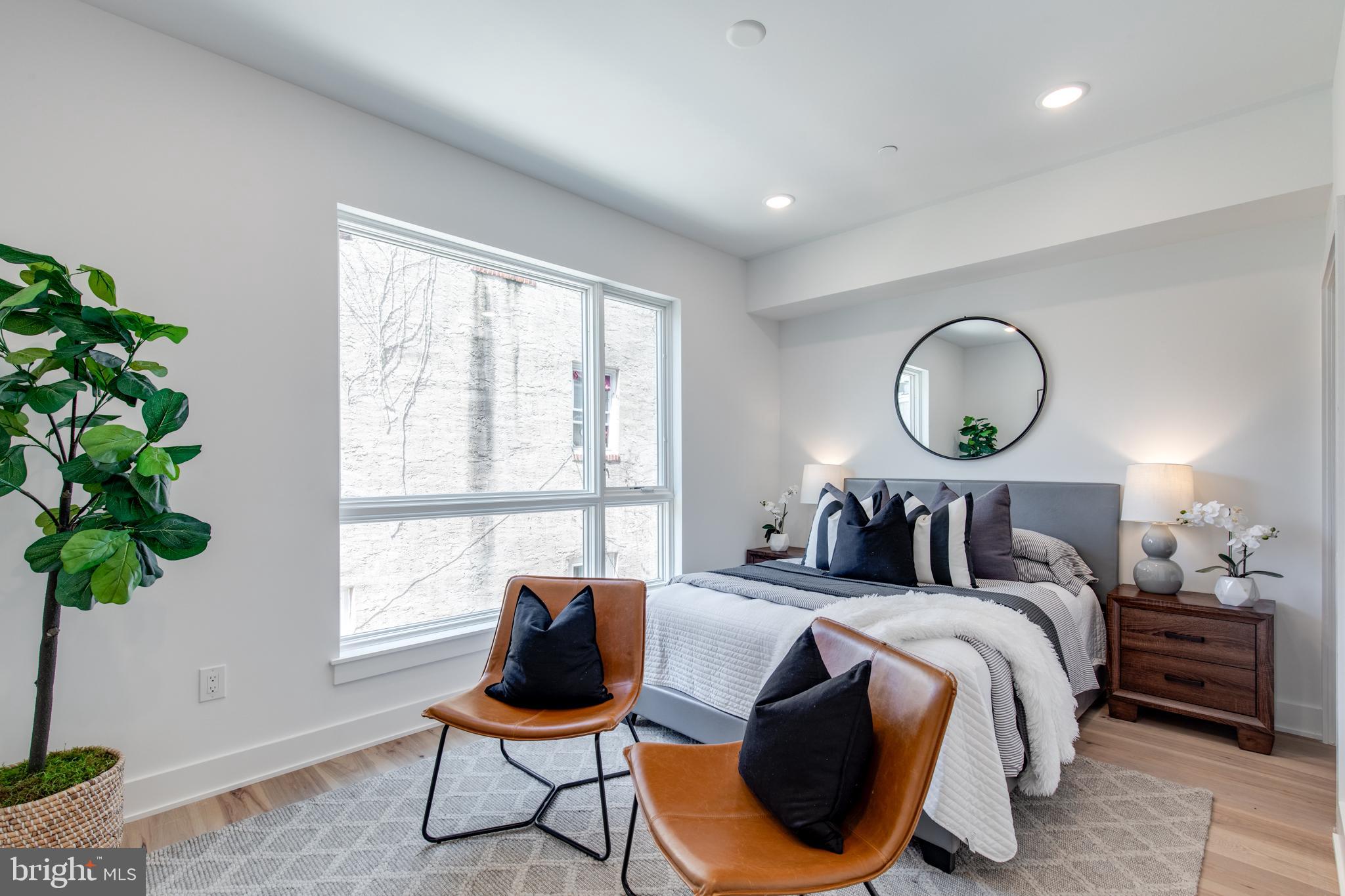 FRANCISVILLE - Residential Lease