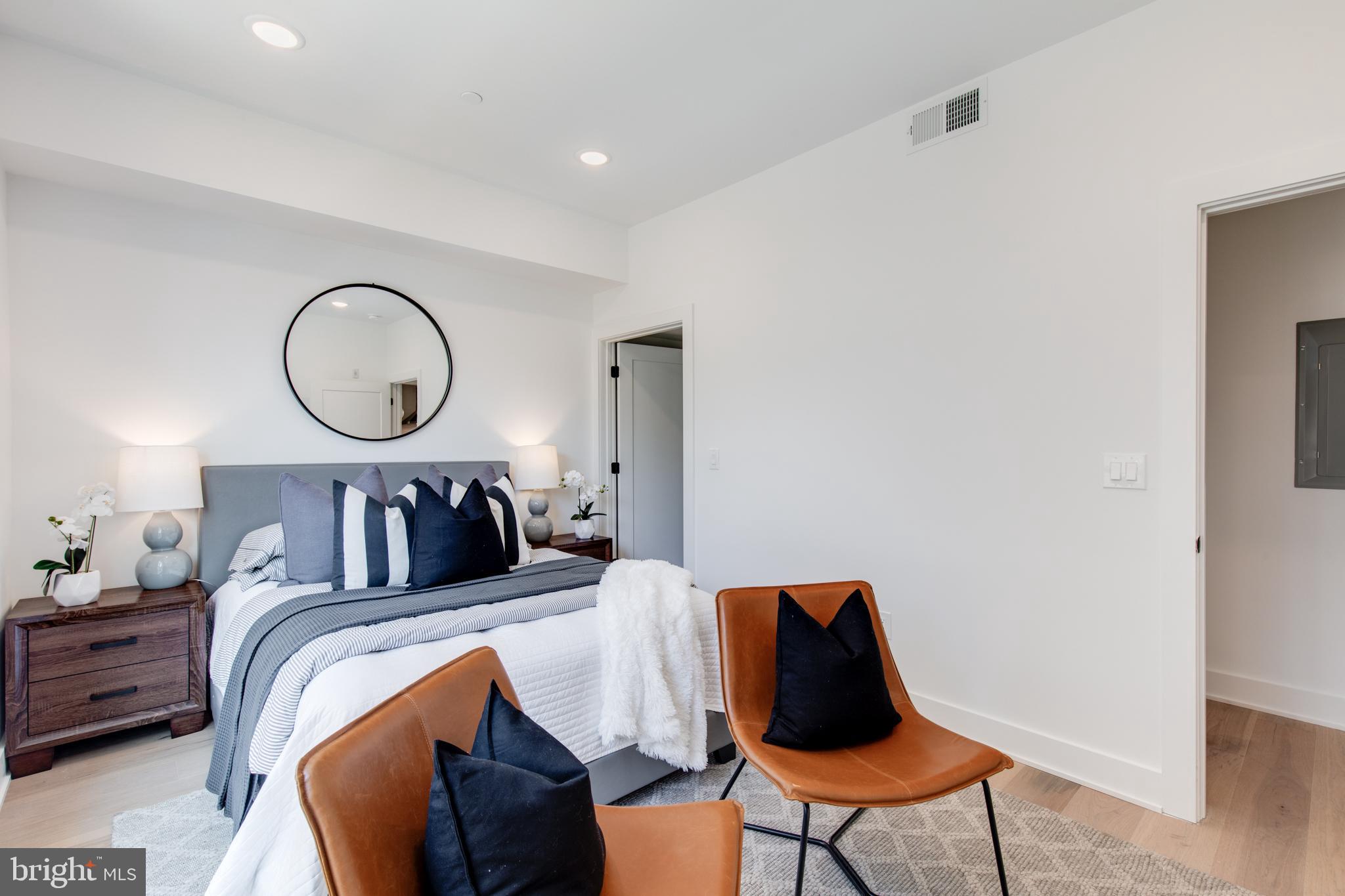 FRANCISVILLE - Residential Lease