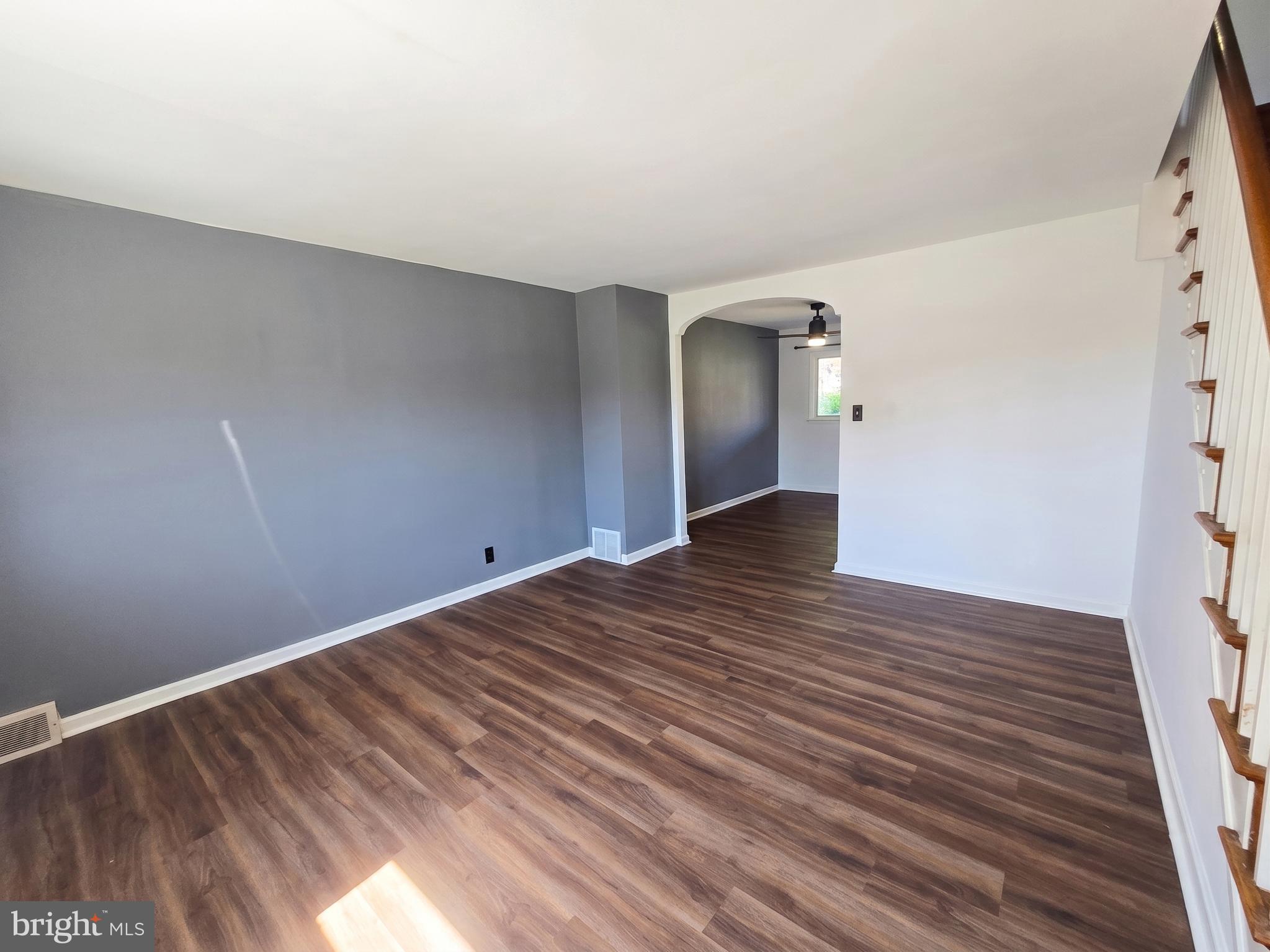 OXFORD CIRCLE - Residential