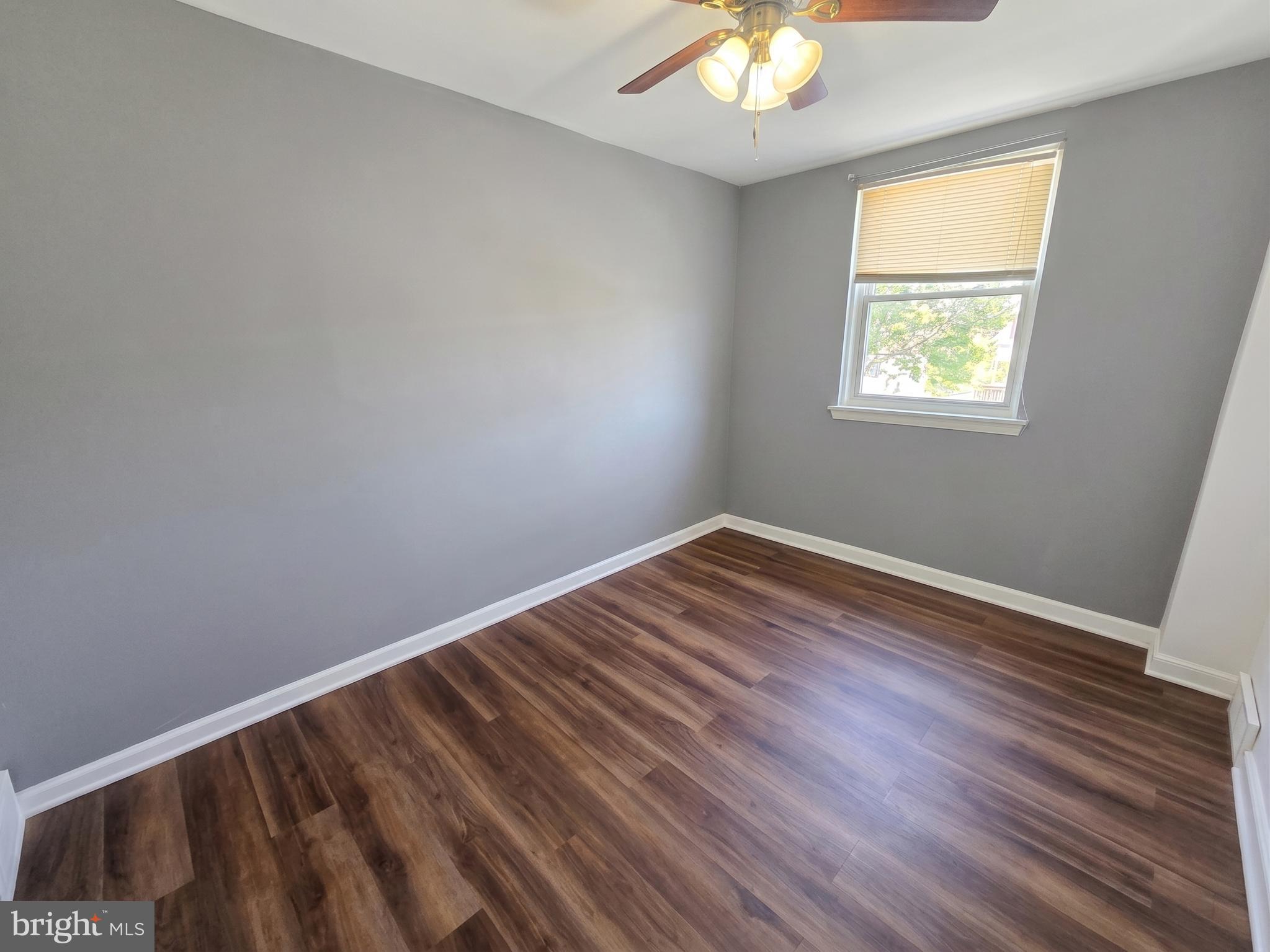 OXFORD CIRCLE - Residential