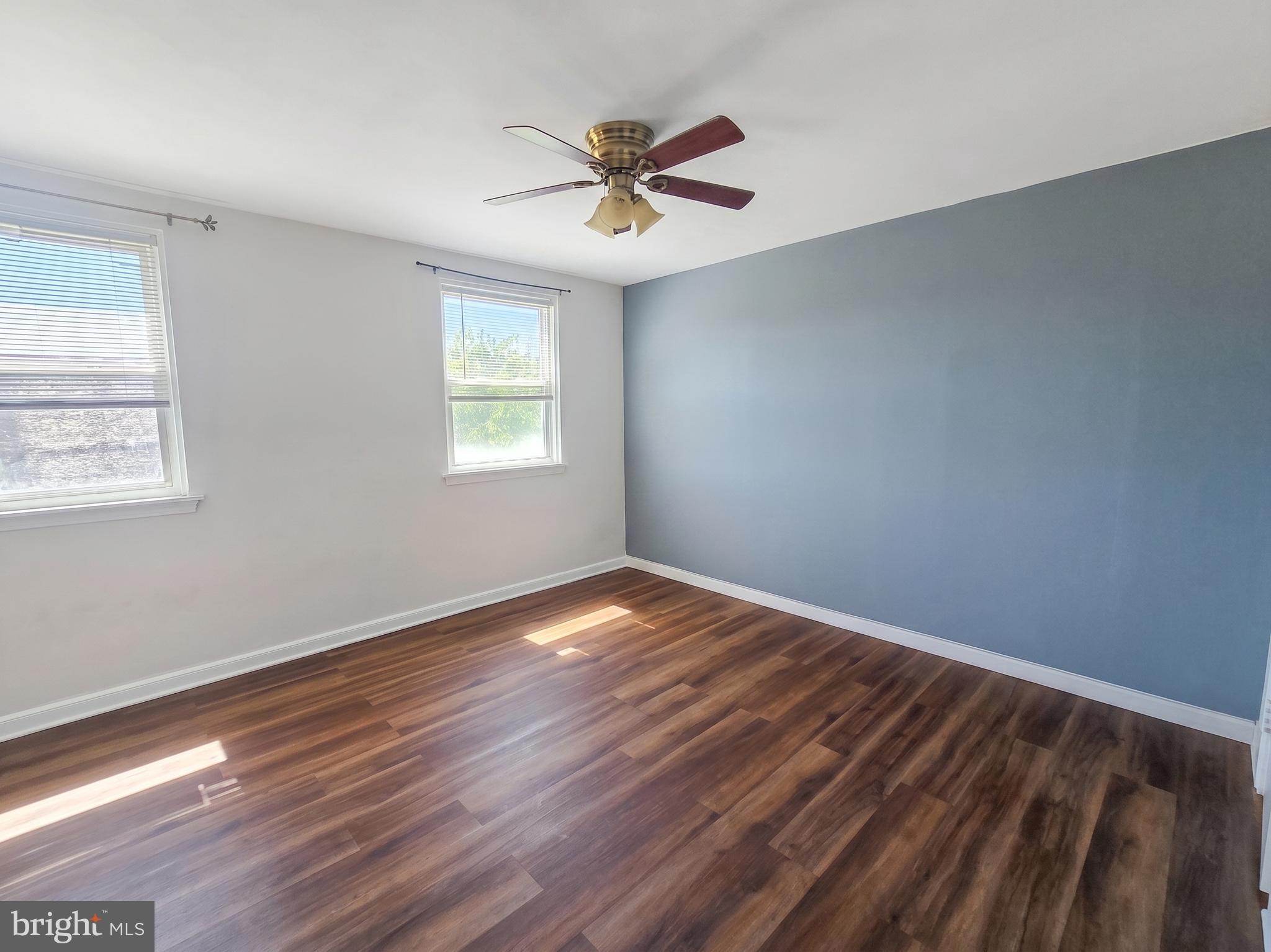 OXFORD CIRCLE - Residential