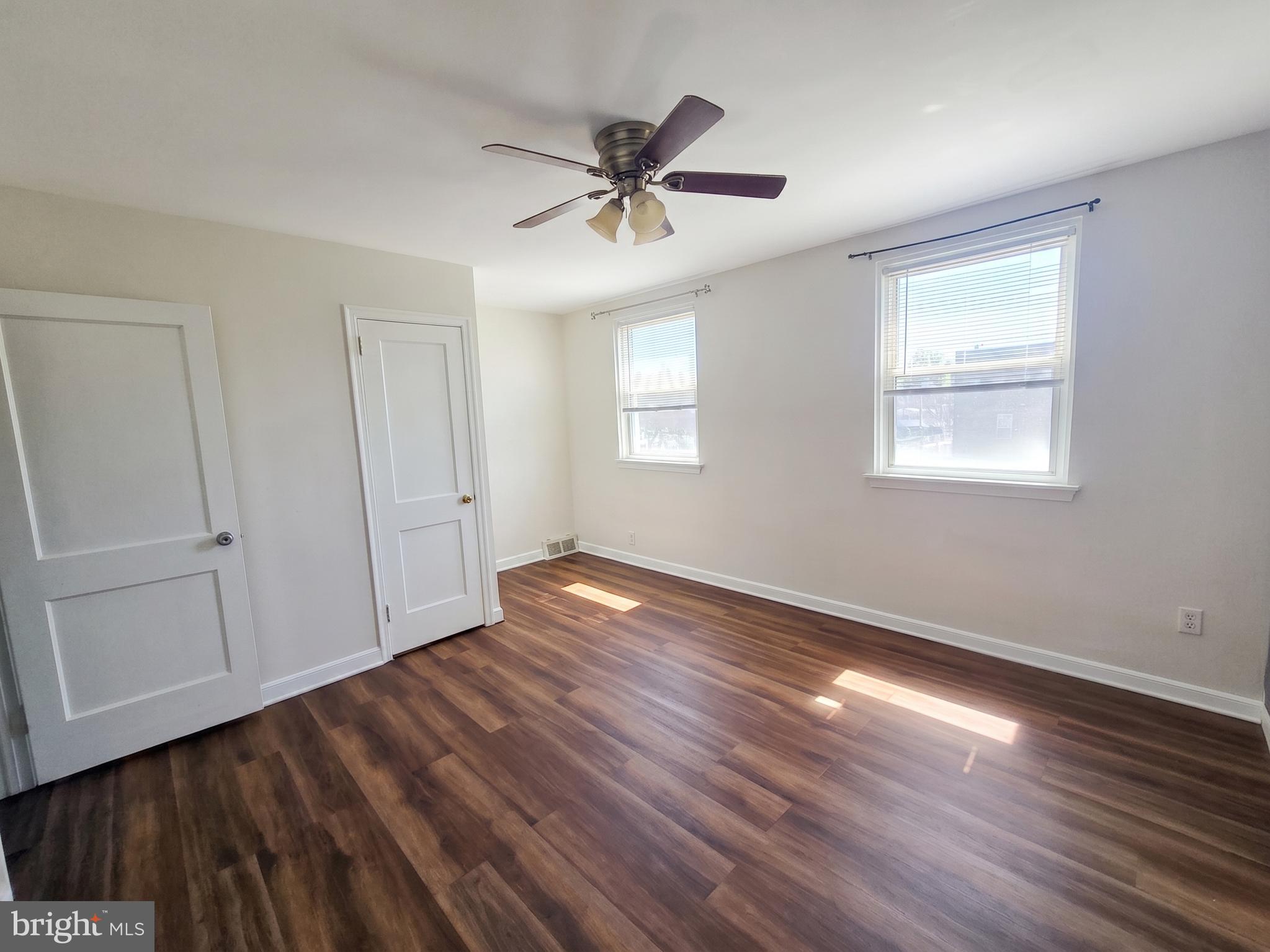 OXFORD CIRCLE - Residential