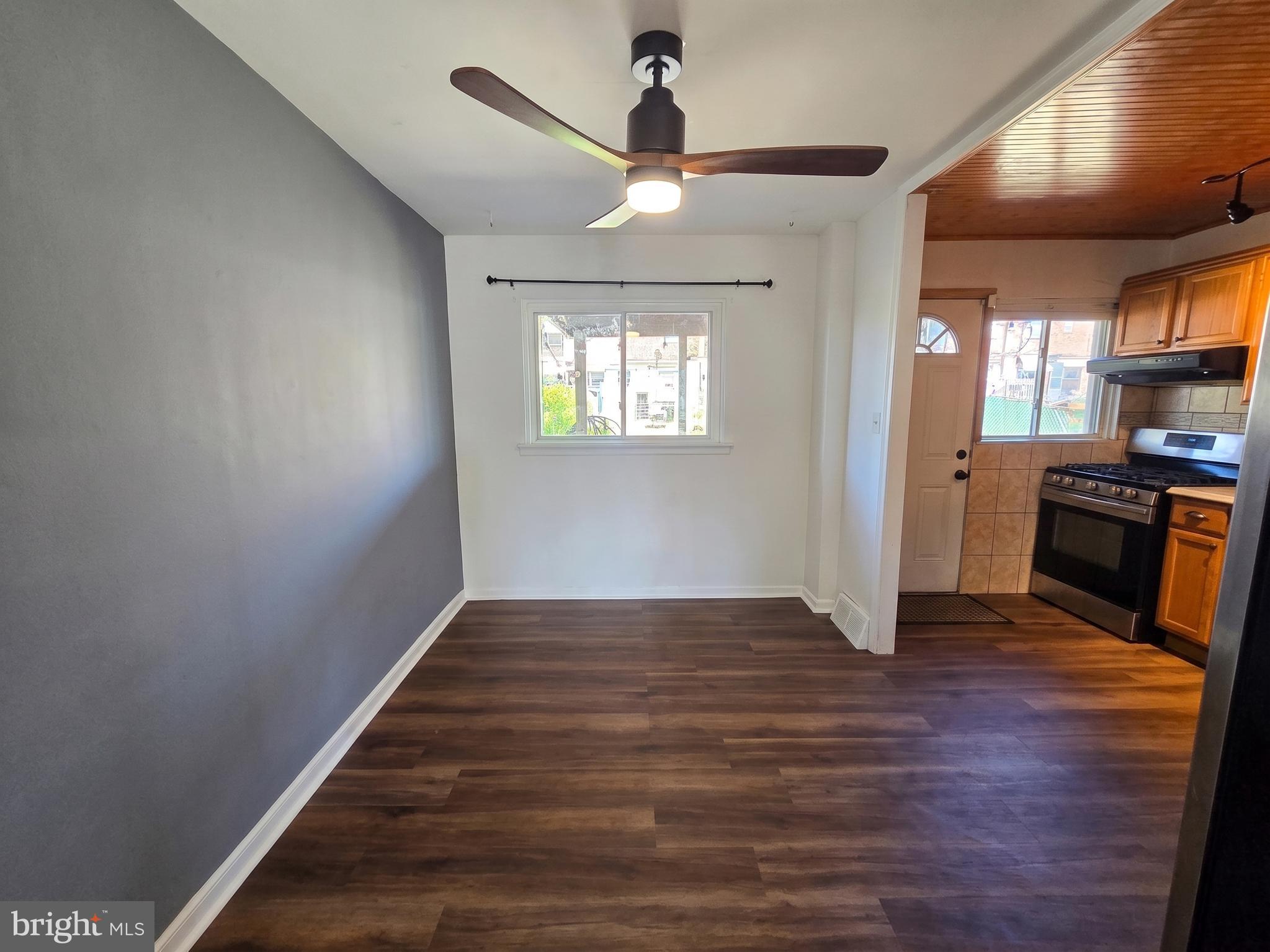 OXFORD CIRCLE - Residential