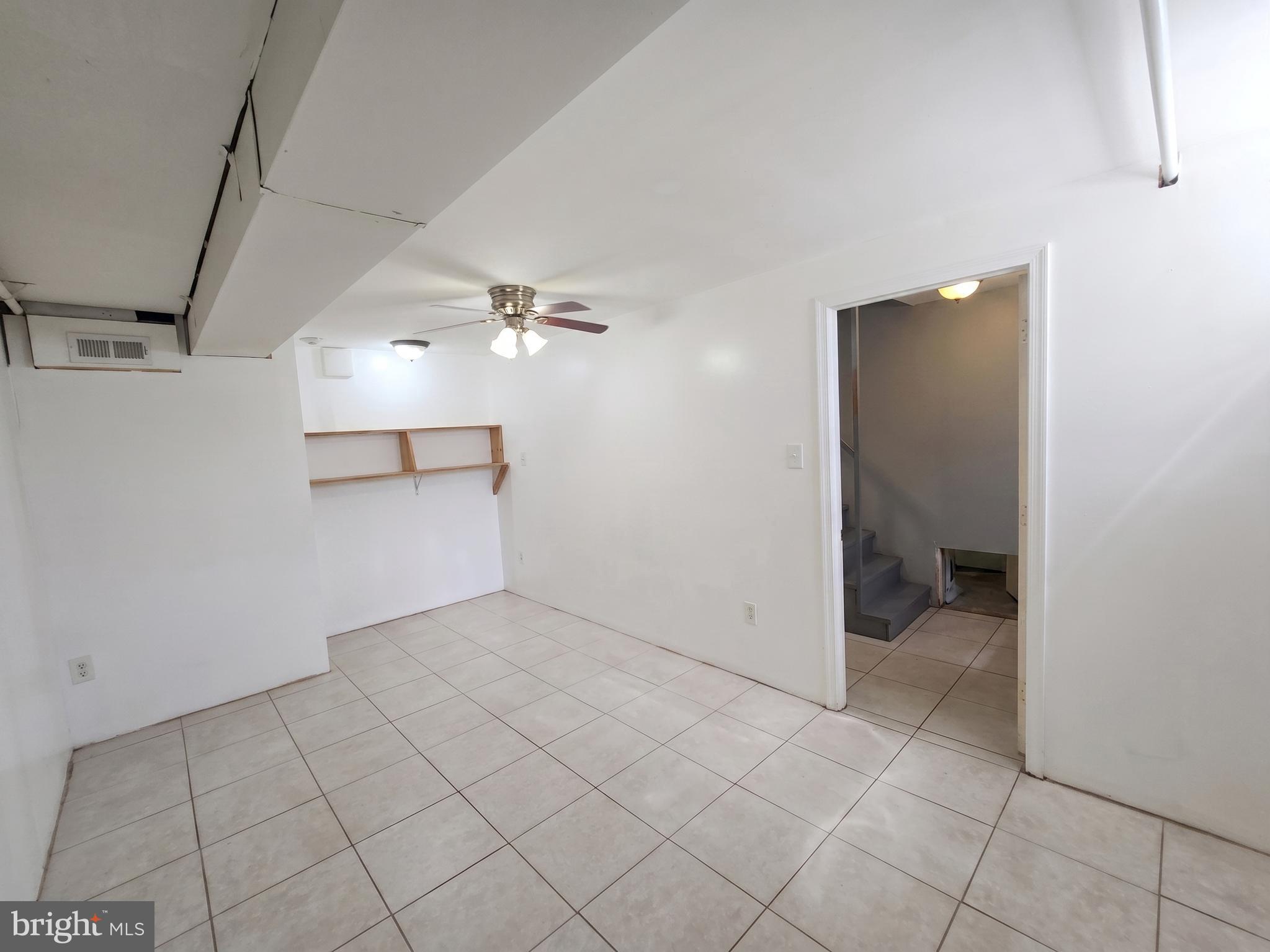 OXFORD CIRCLE - Residential