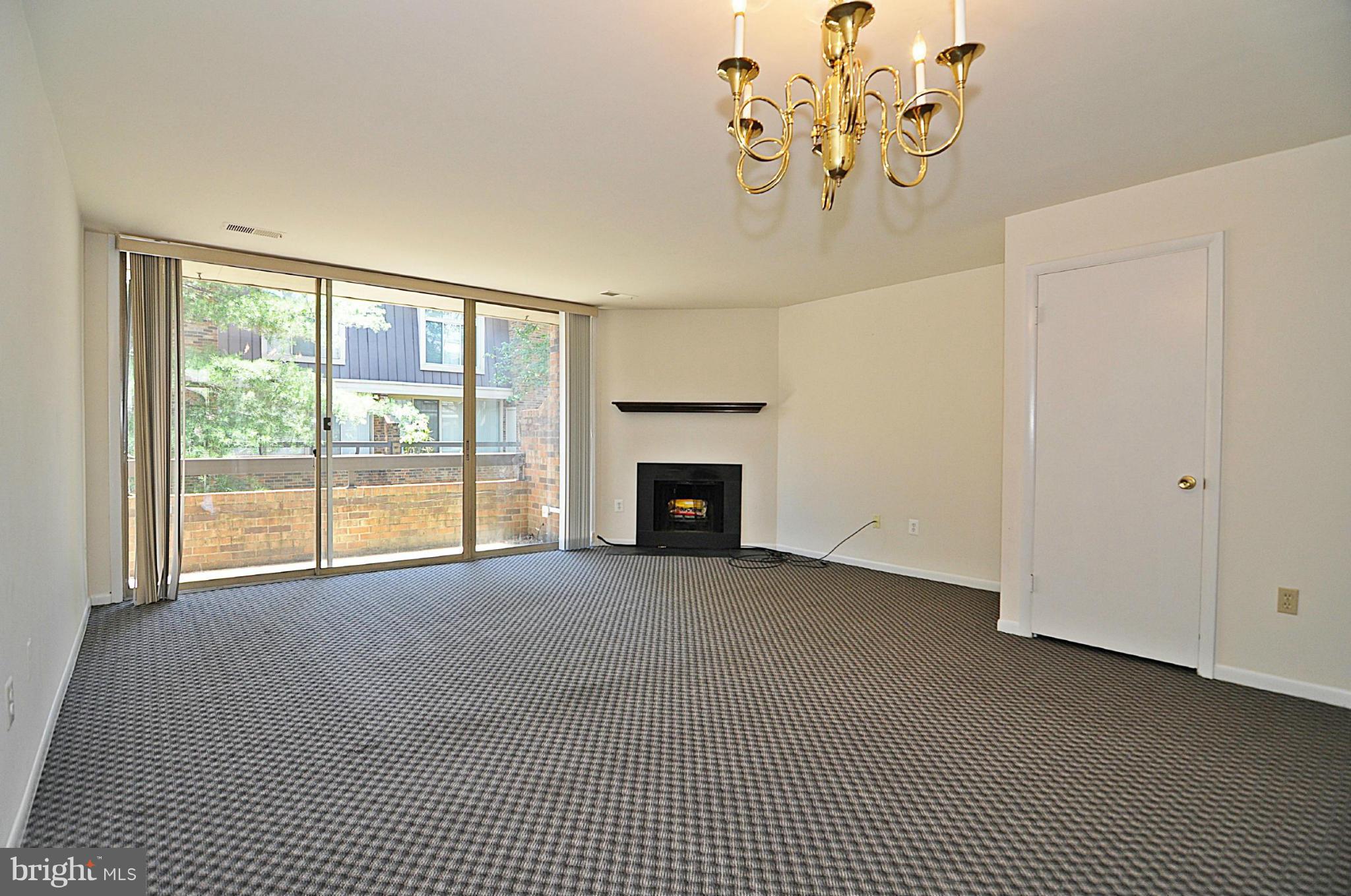 SOUTHAMPTON - Residential Lease