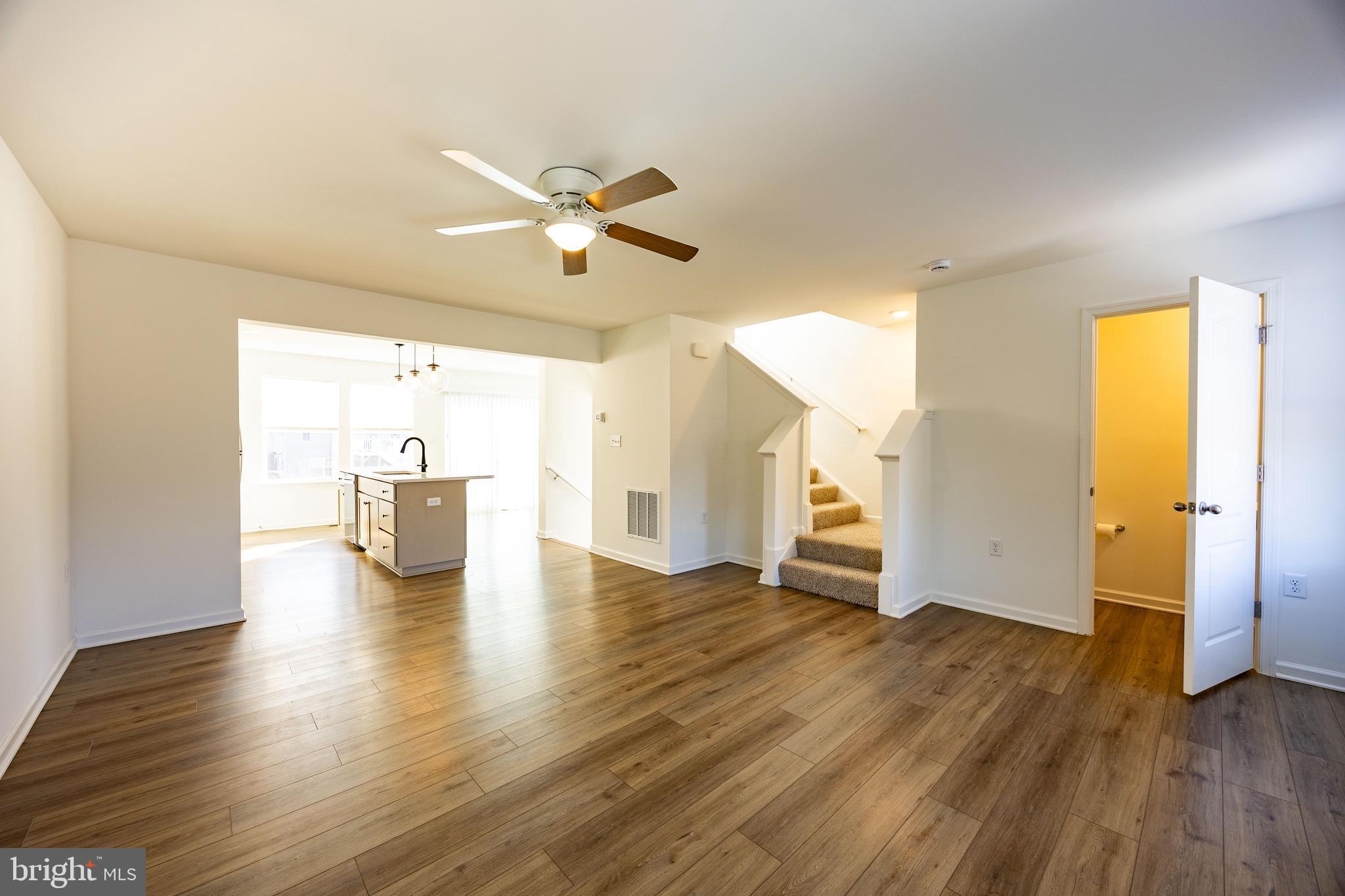 ARCHERS ROCK - Residential