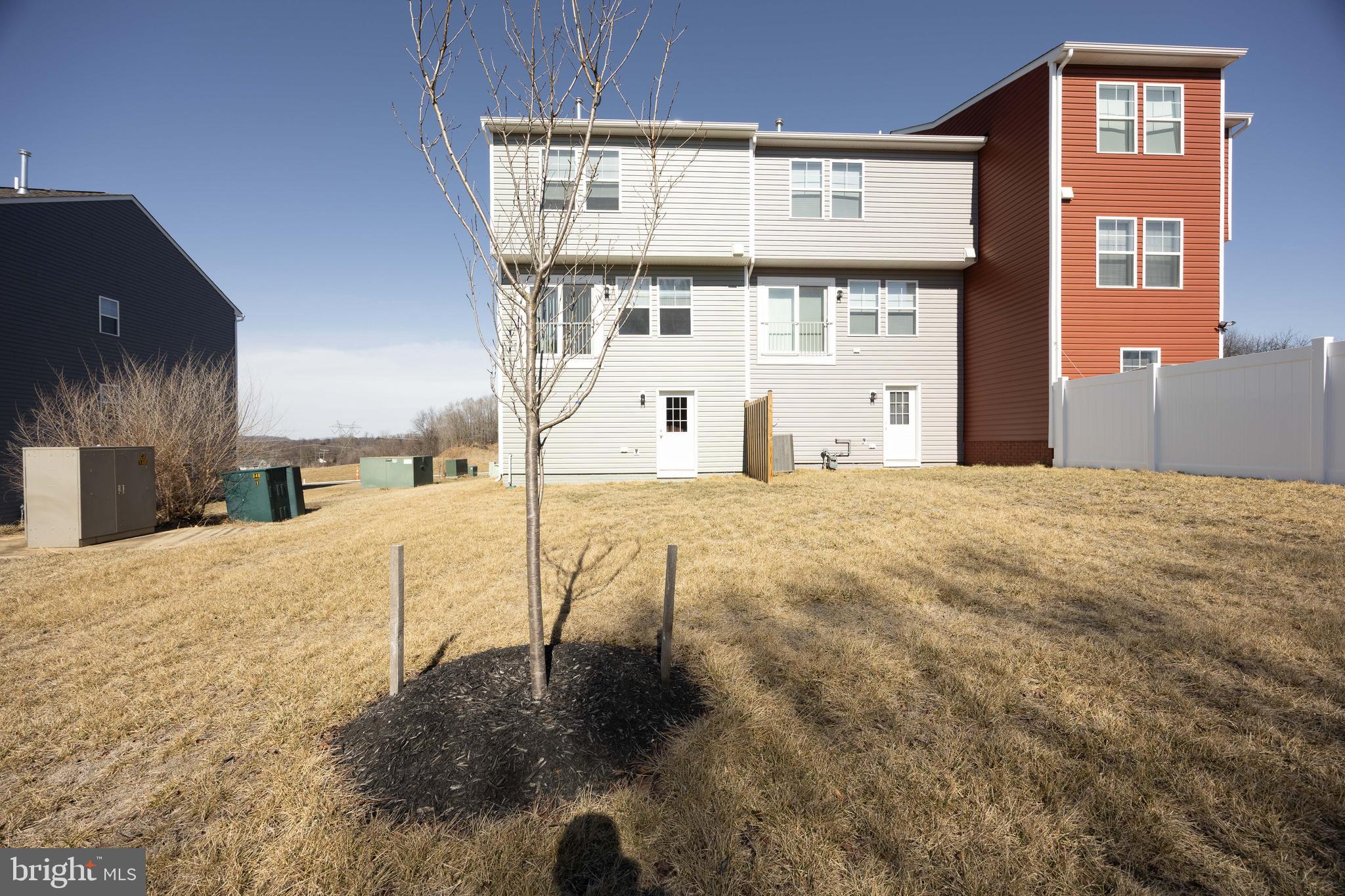 ARCHERS ROCK - Residential