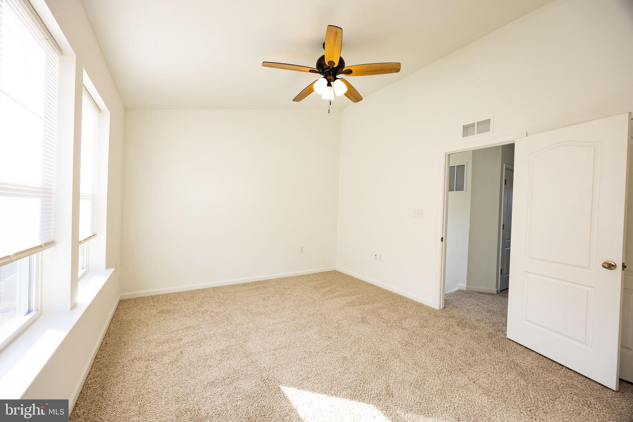 ARCHERS ROCK - Residential