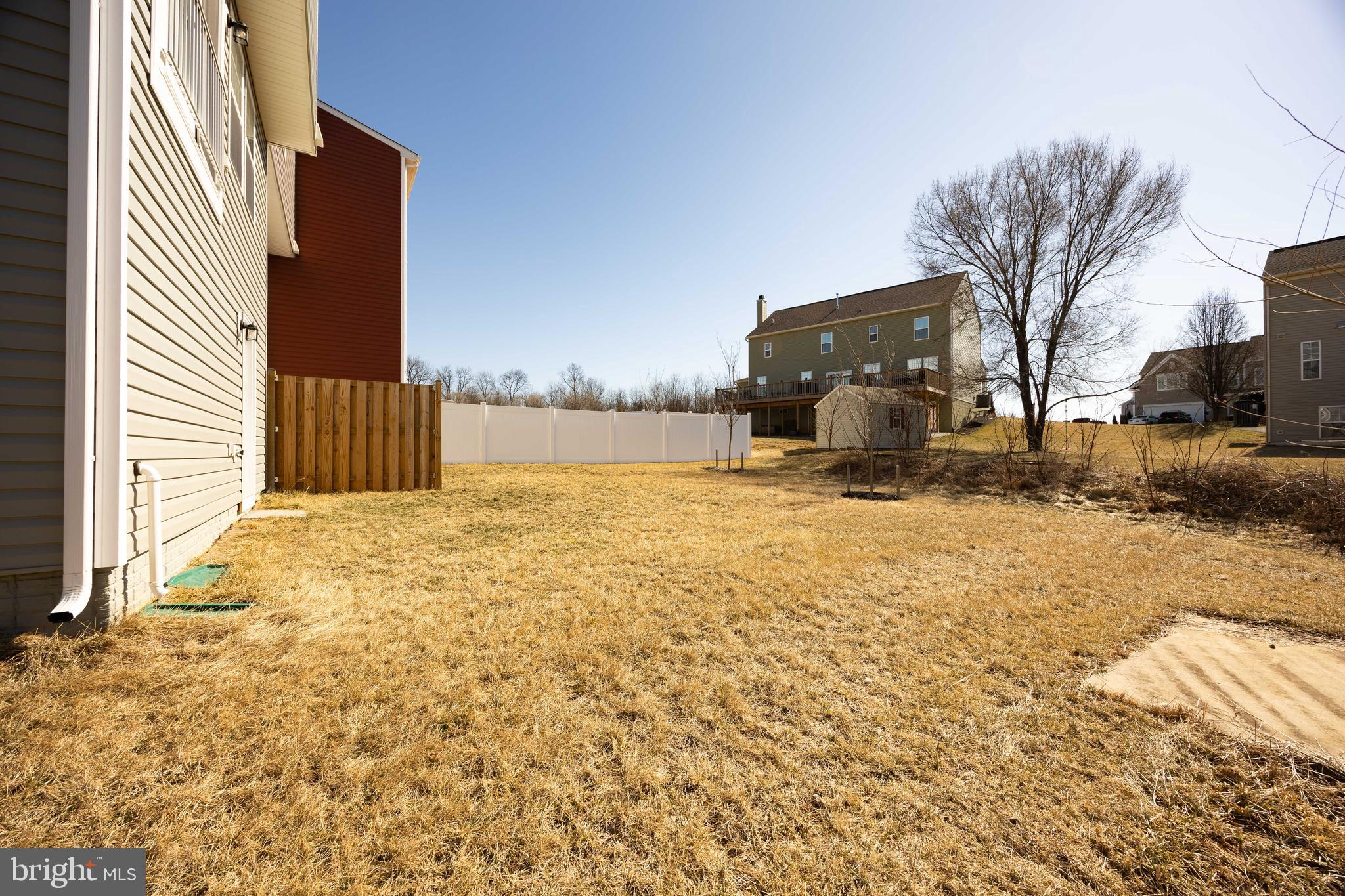 ARCHERS ROCK - Residential