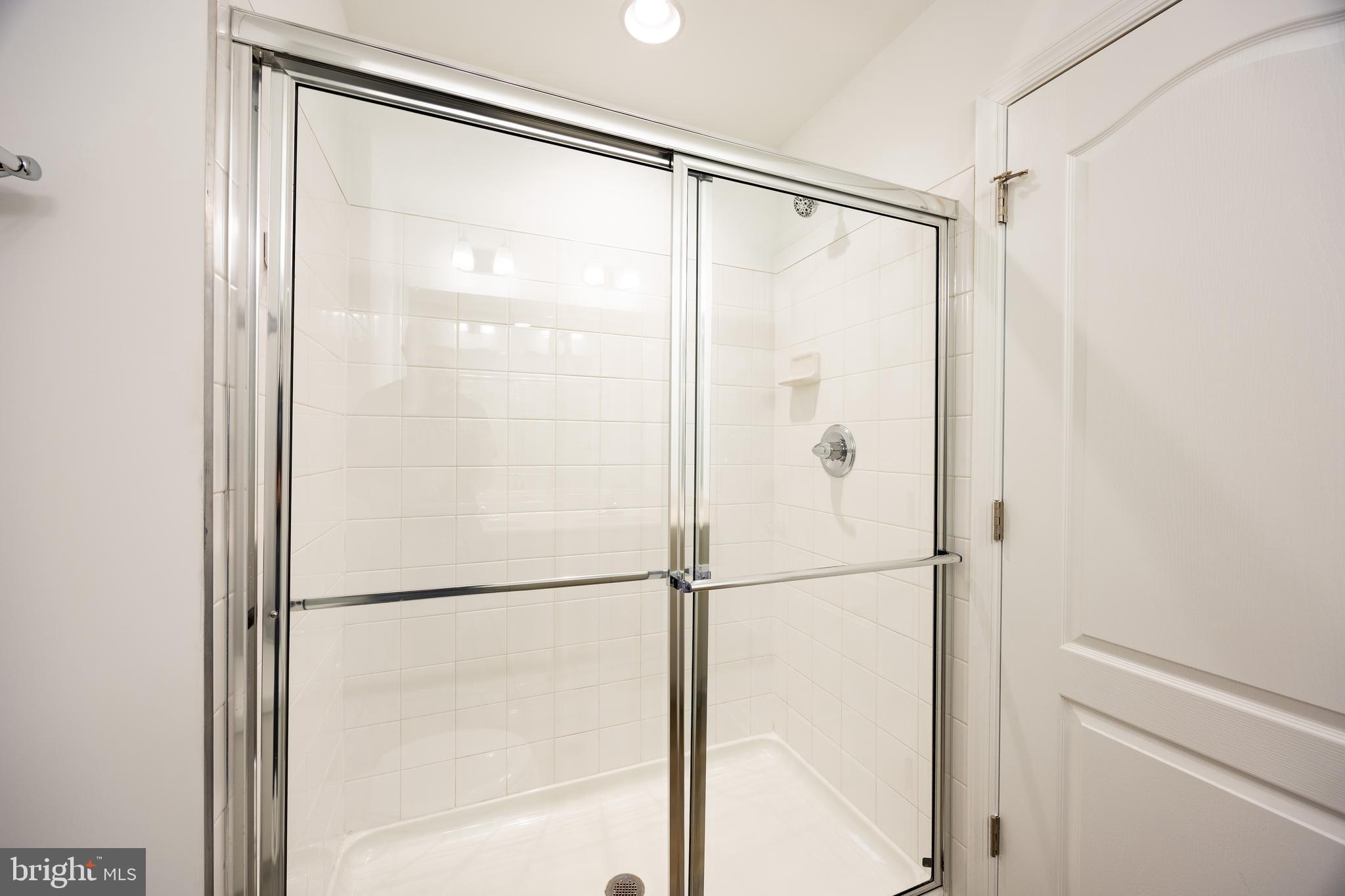 ARCHERS ROCK - Residential