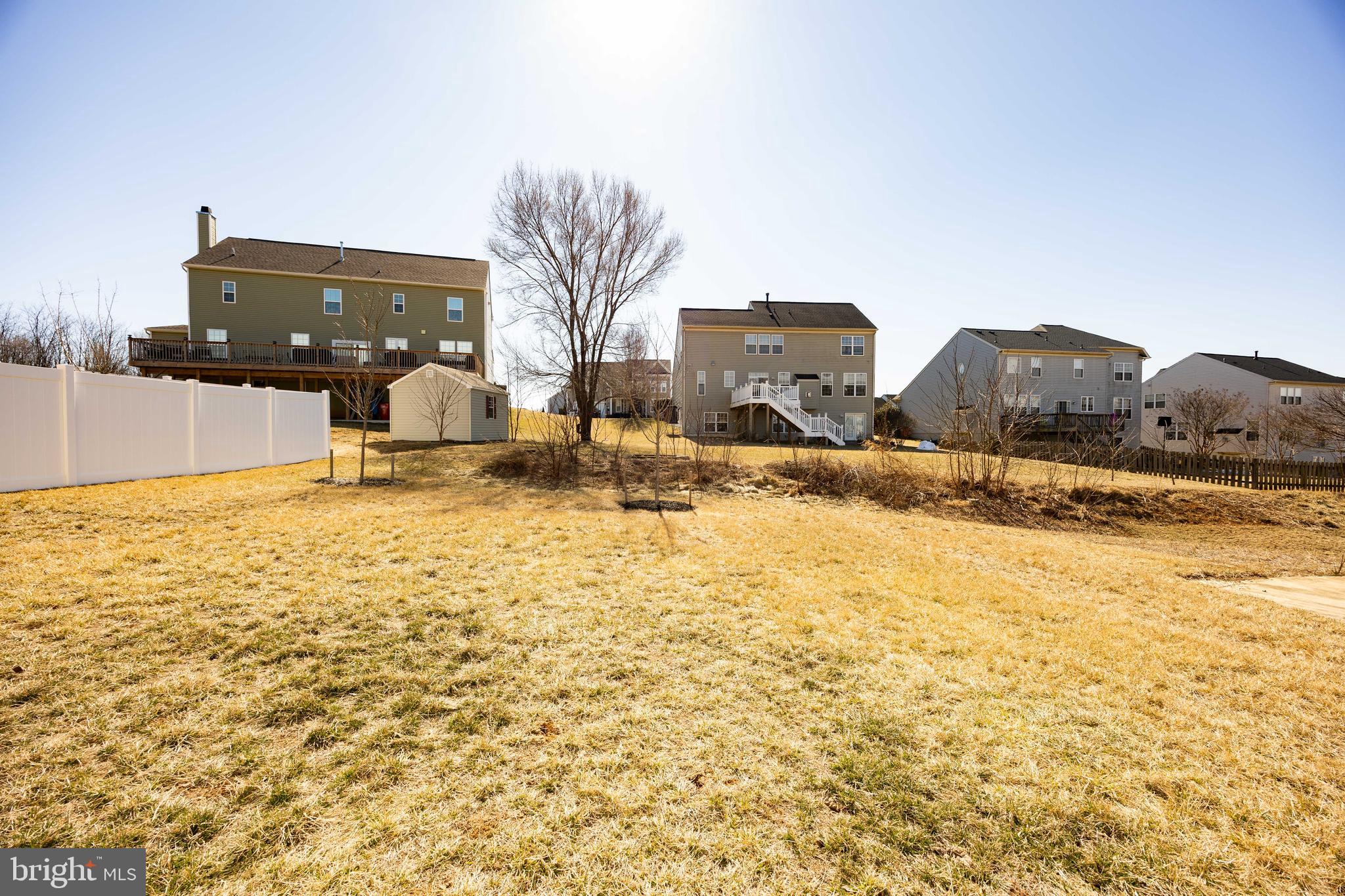 ARCHERS ROCK - Residential