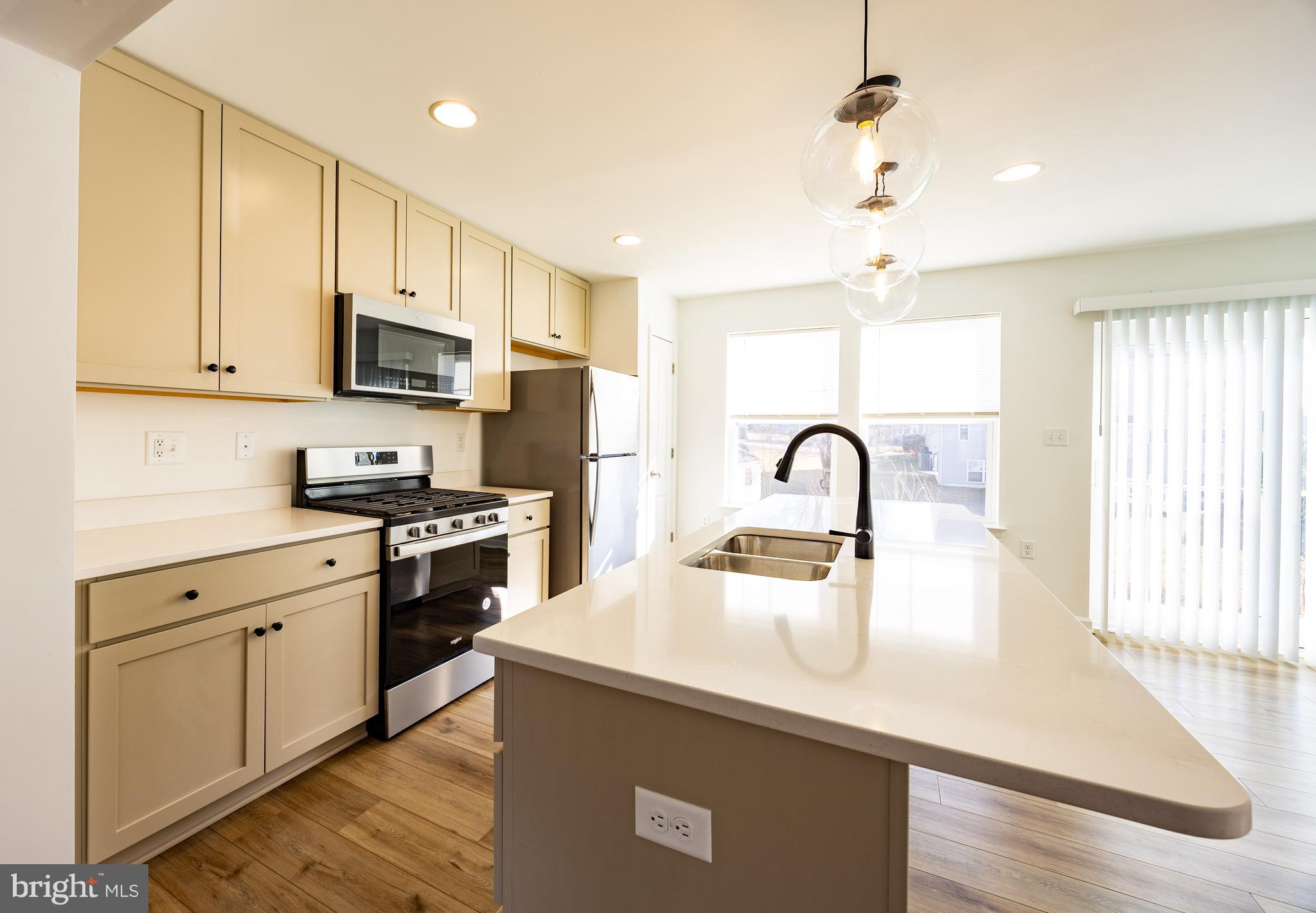 ARCHERS ROCK - Residential