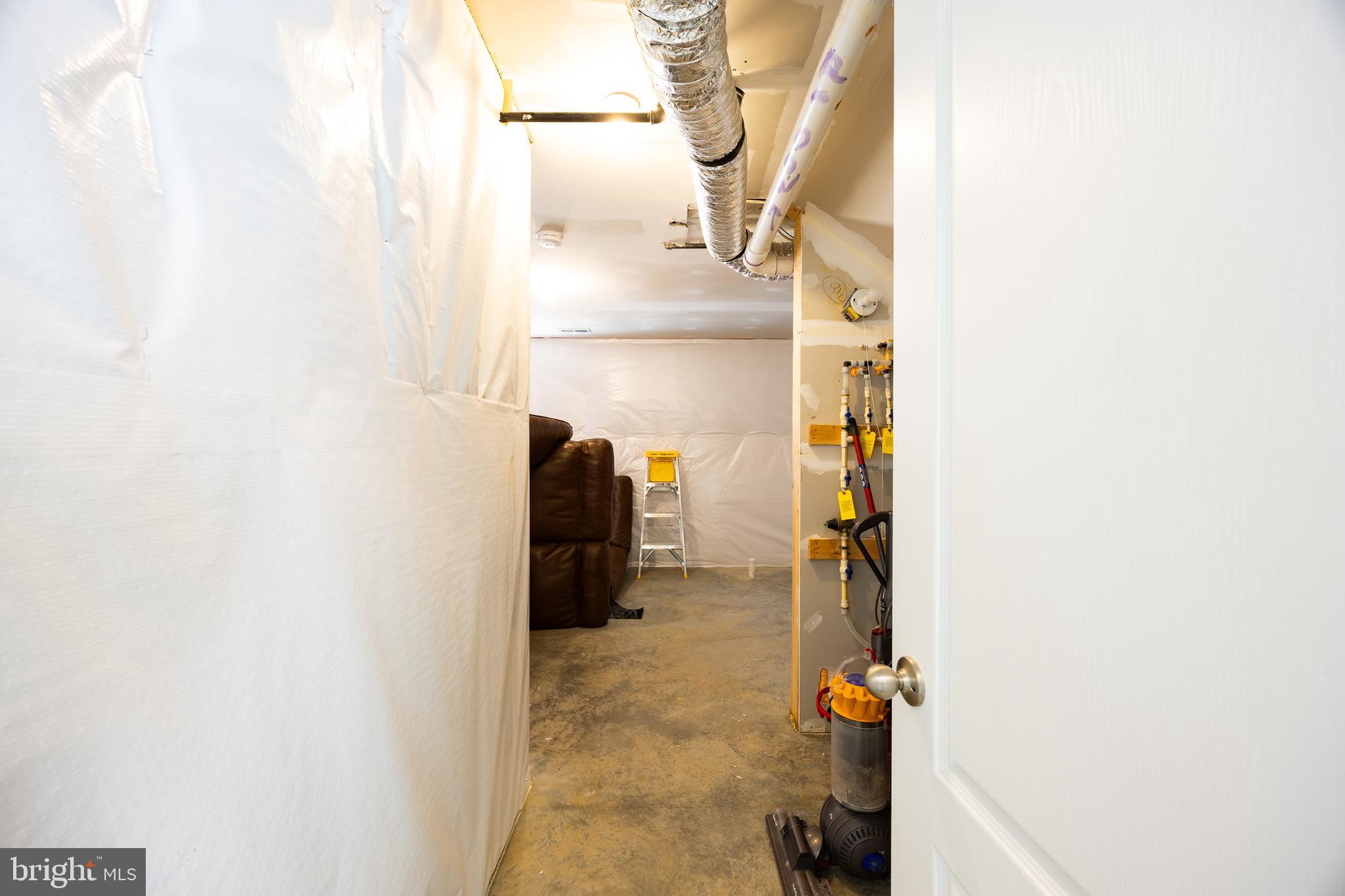 ARCHERS ROCK - Residential