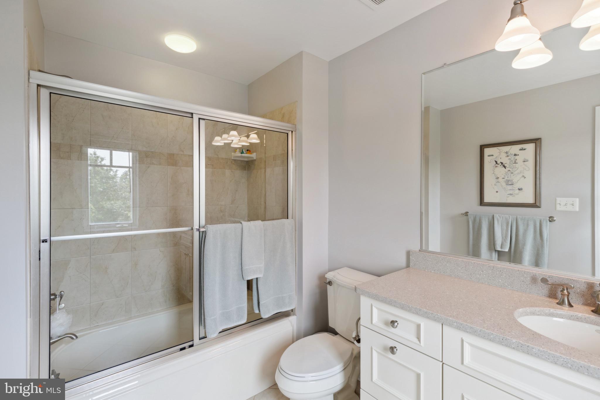 NARROWS POINTE - Residential