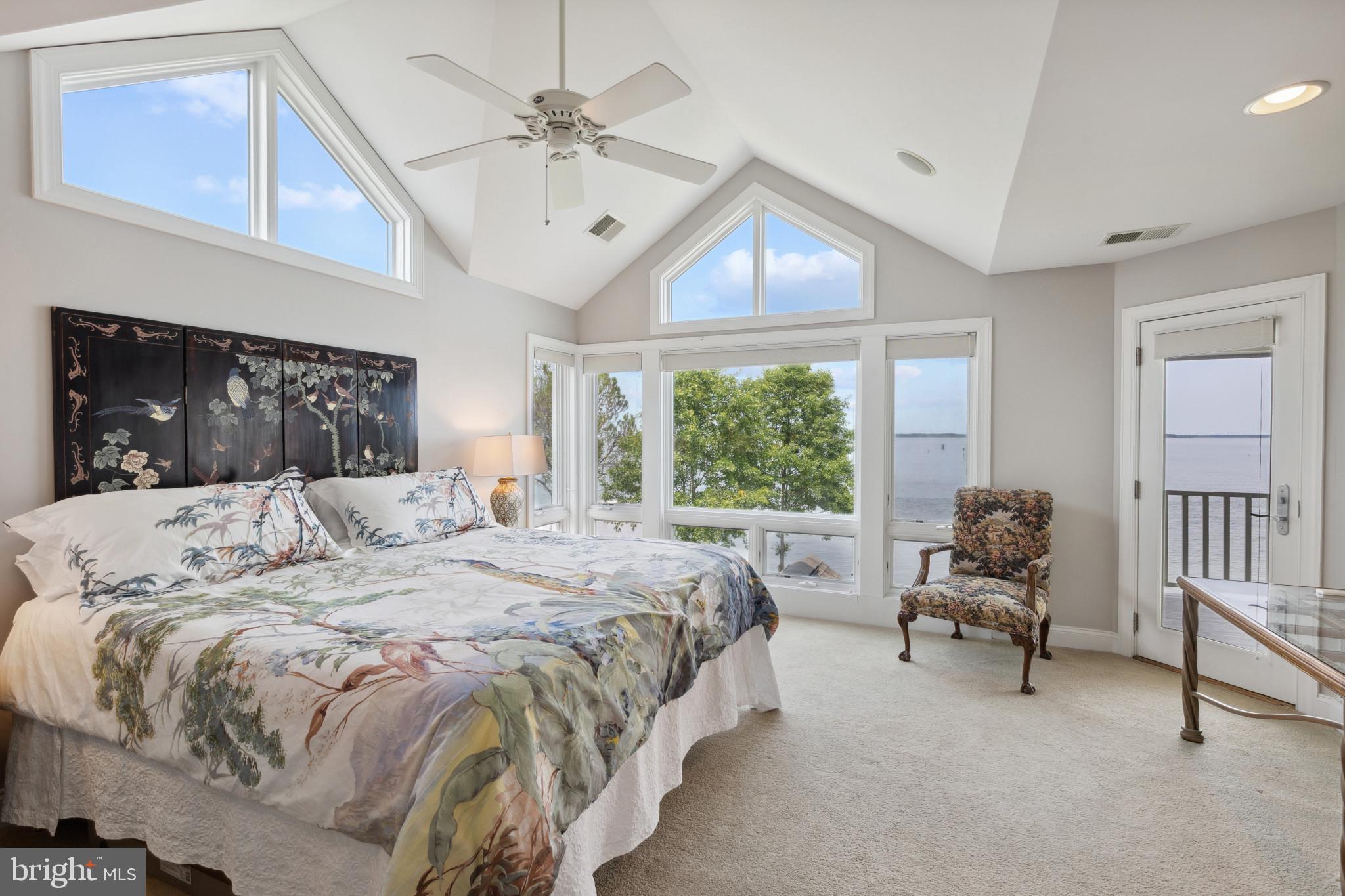 NARROWS POINTE - Residential