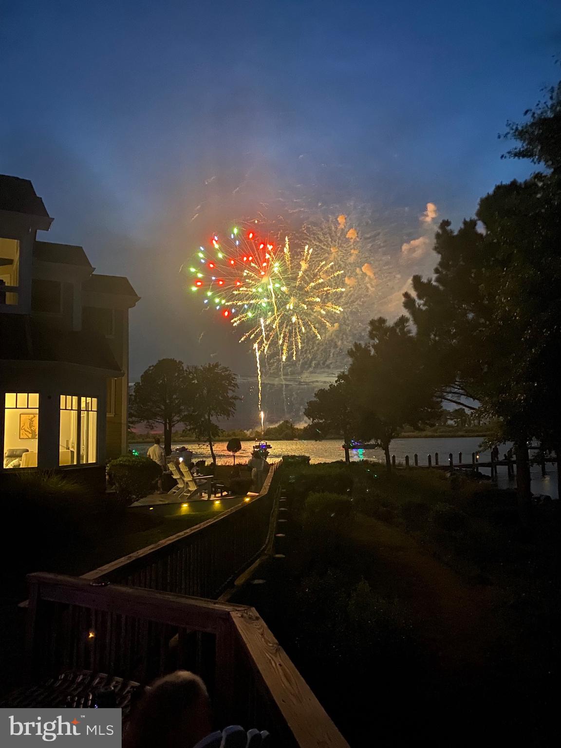 NARROWS POINTE - Residential