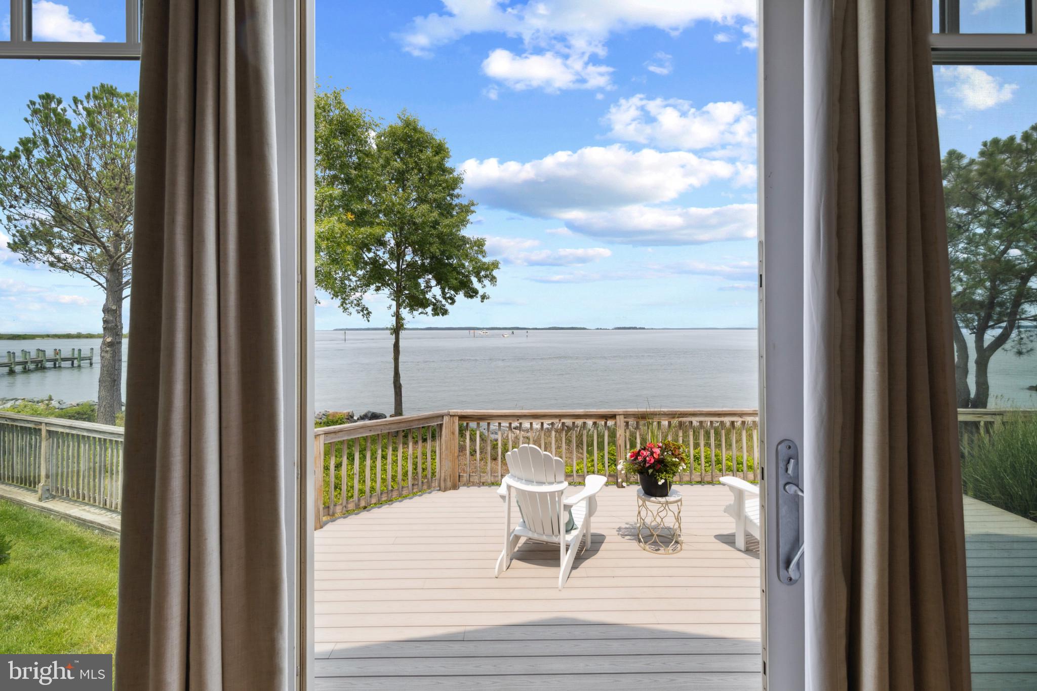 NARROWS POINTE - Residential